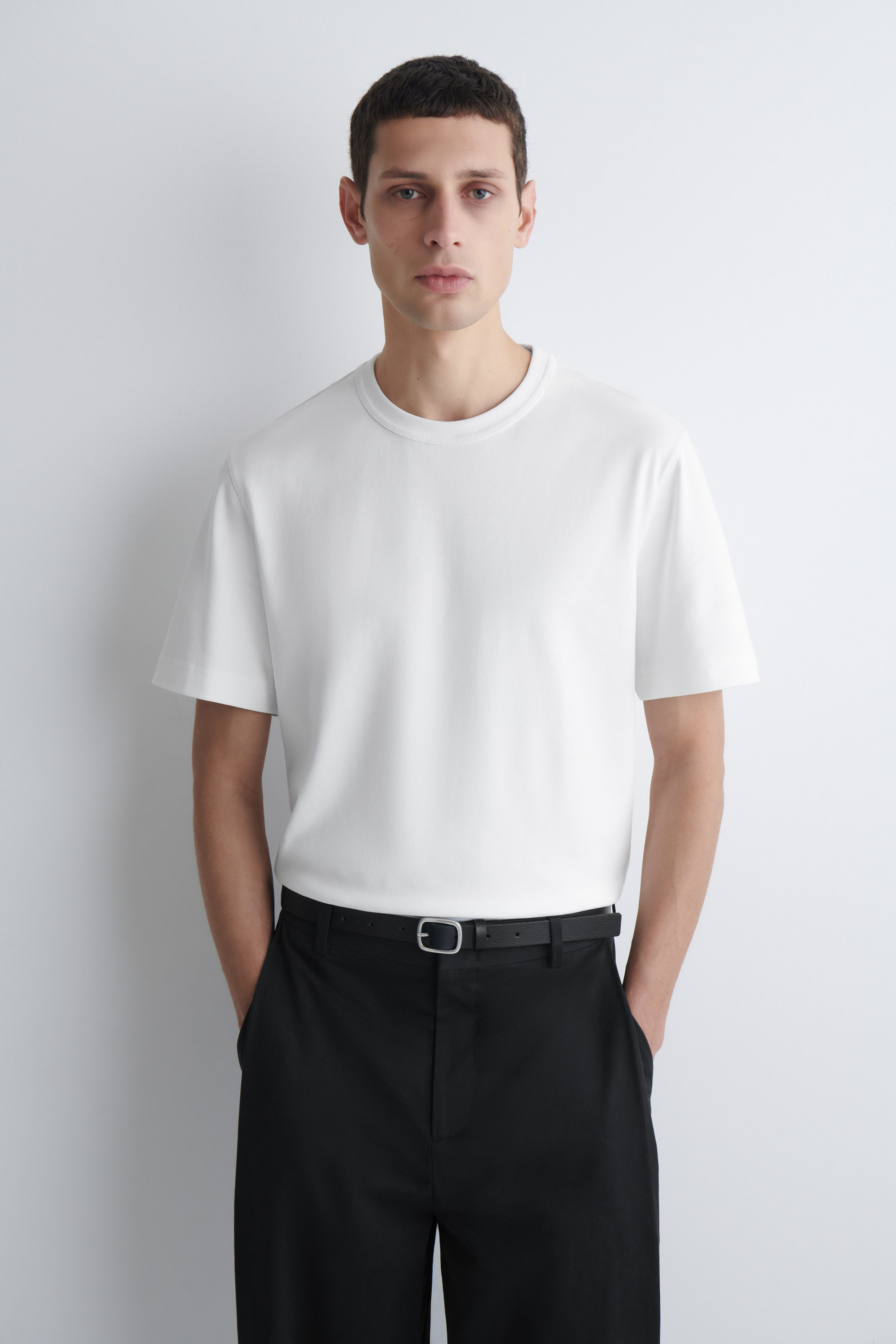 INTERLOCK COTTON CREW-NECK T-SHIRT - WHITE | COS US