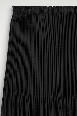 PLEATED JACQUARD MIDI SKIRT — BLACK 7