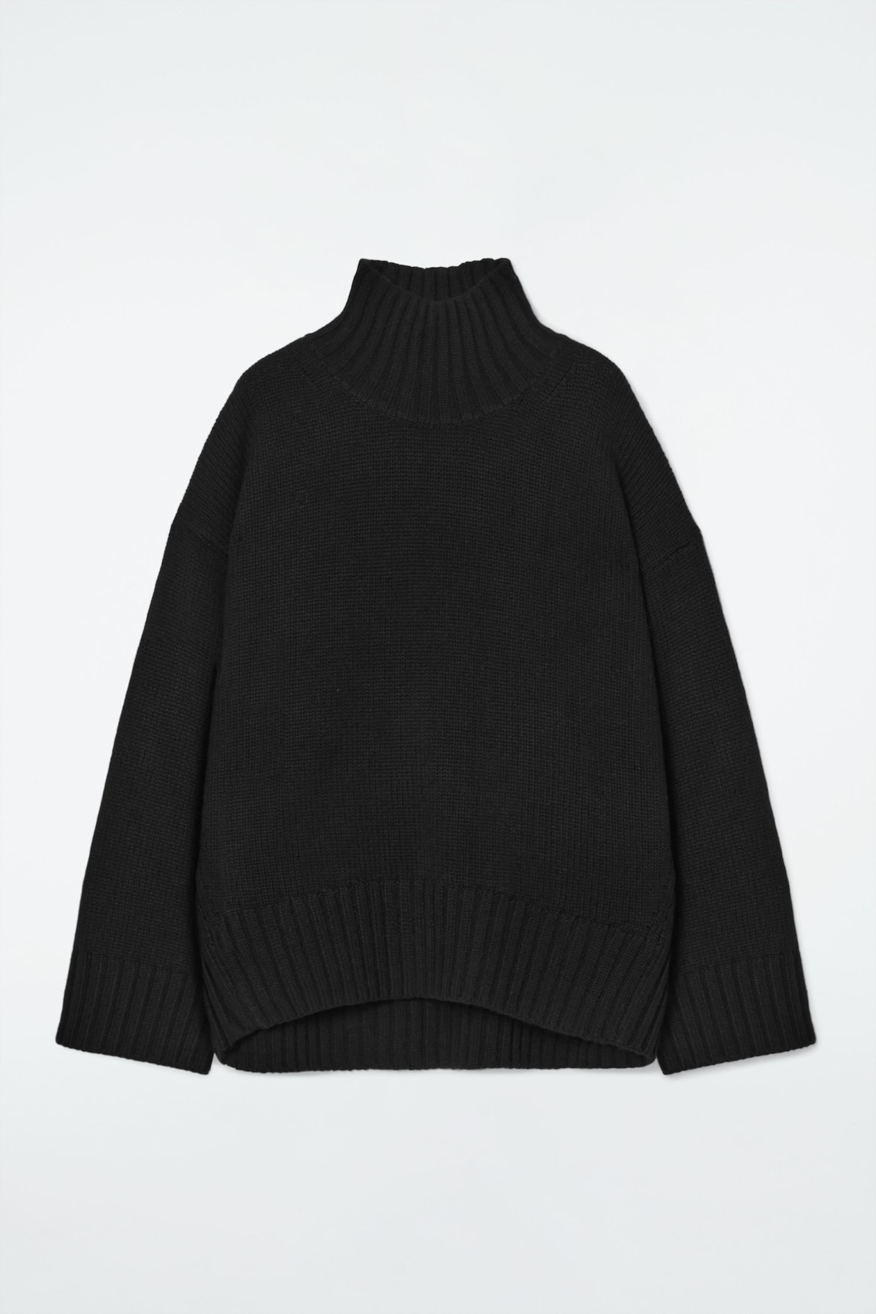 PULL COL ROULÉ EN CACHEMIRE ÉPAIS - NOIR | COS