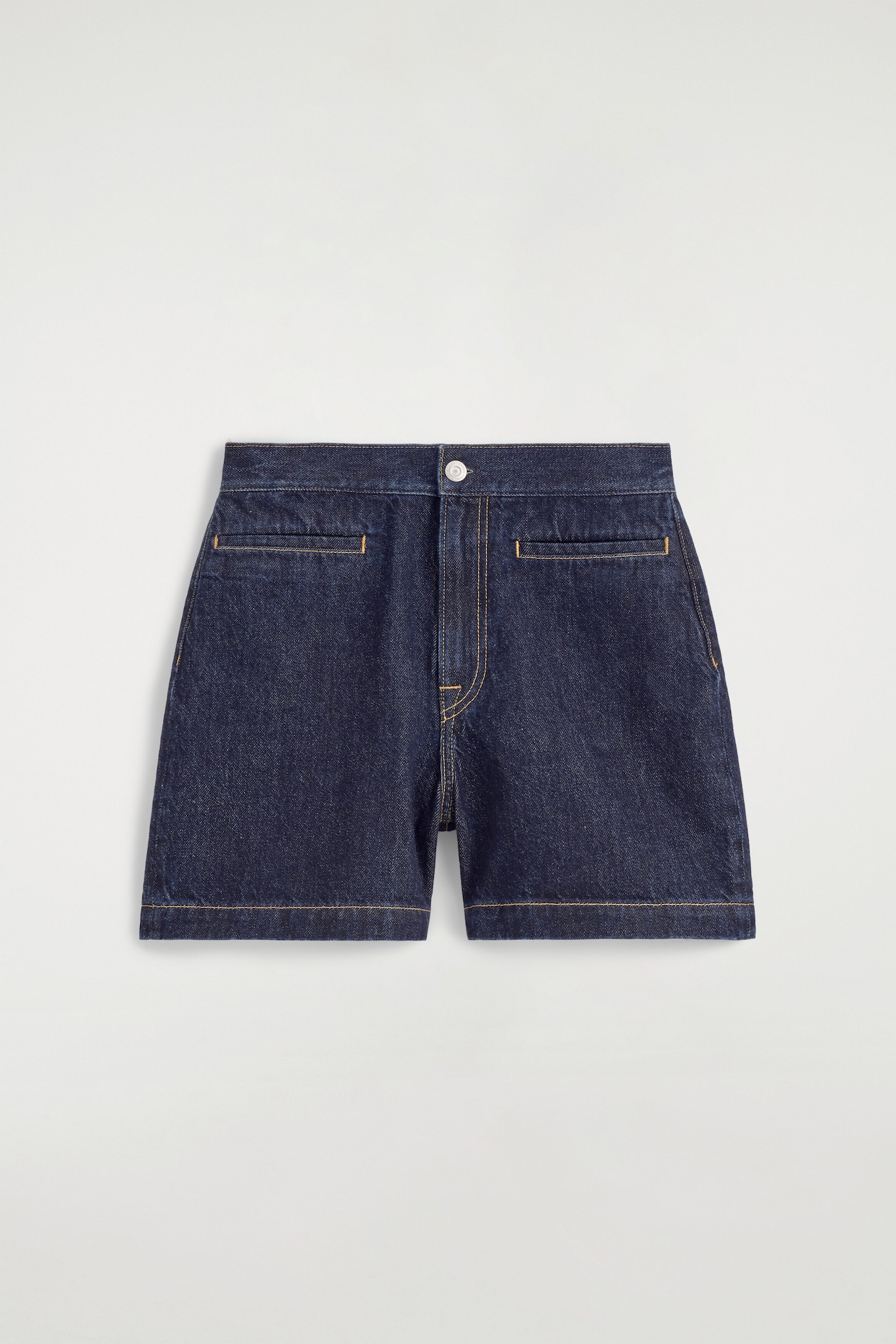POCKET-DETAIL DENIM SHORTS — INDIGO