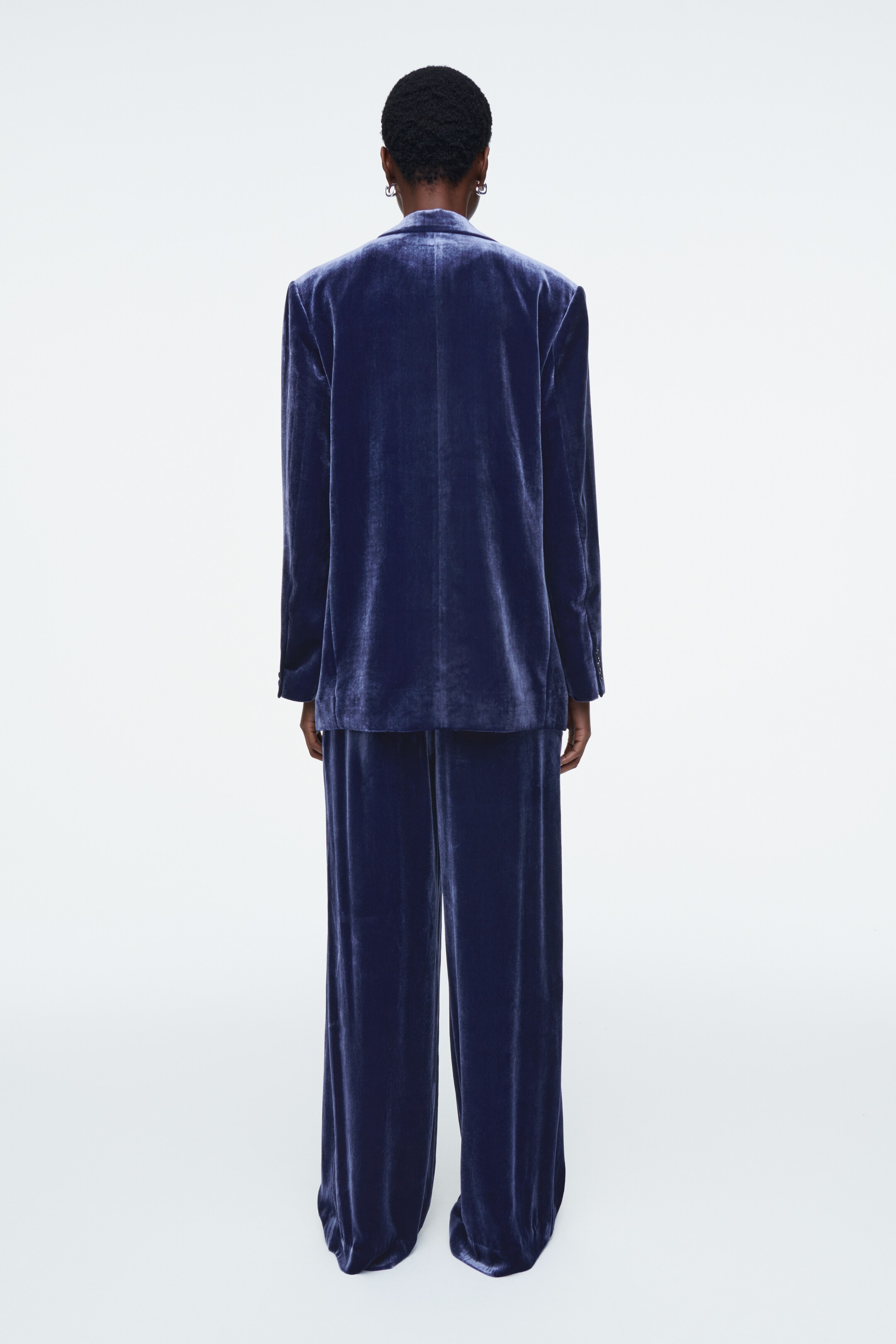 View larger image: SILK-BLEND VELVET TROUSERS - BLUE - Ladies | H&M GB 4