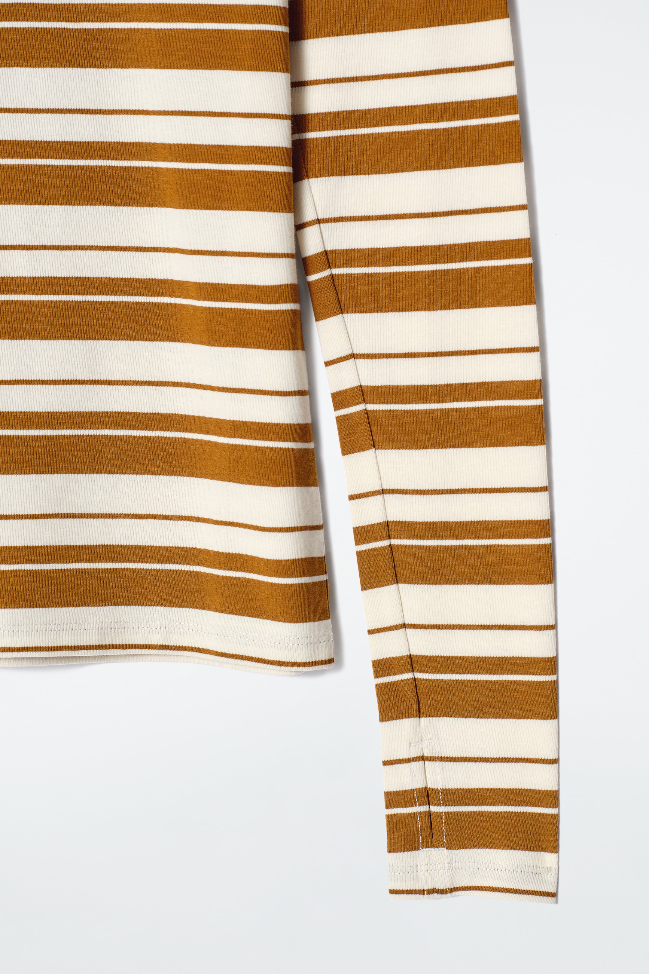 Visualizza immagine più grande: MAGLIA SLIM LEGGERA A MANICHE LUNGHE - MARRONE / RIGHE - DONNA | H&M IT 7