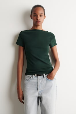 SLIM BOAT-NECK COTTON T-SHIRT — DARK GREEN 1