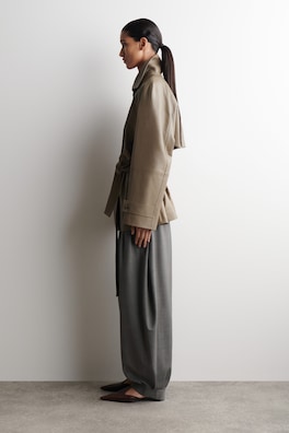 mock-NECK LEATHER SHORT TRENCH COAT — BEIGE 3