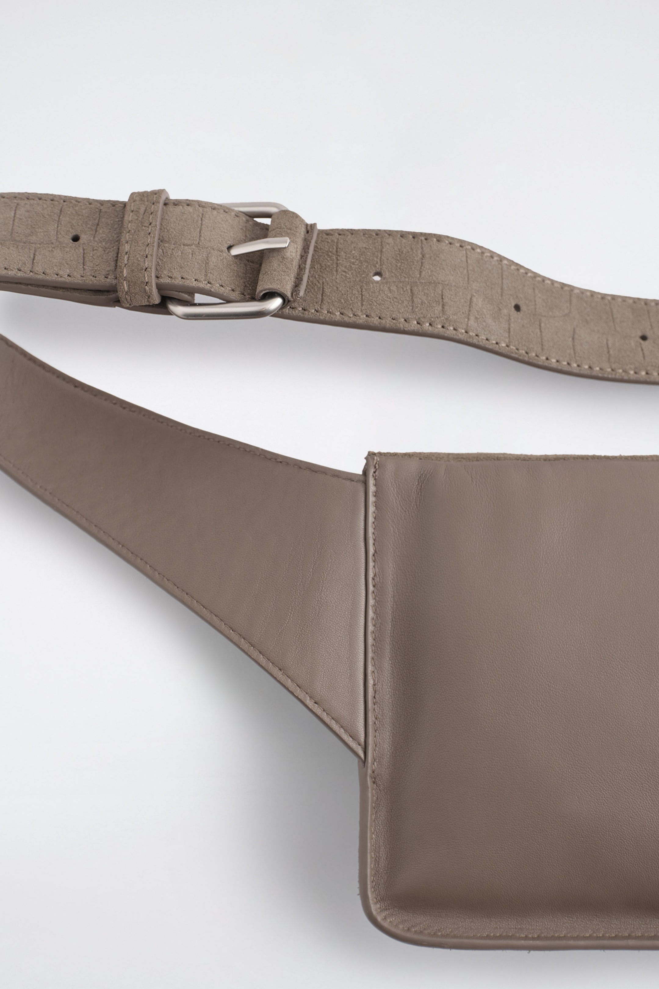 StillMedia/DescriptiveDetail