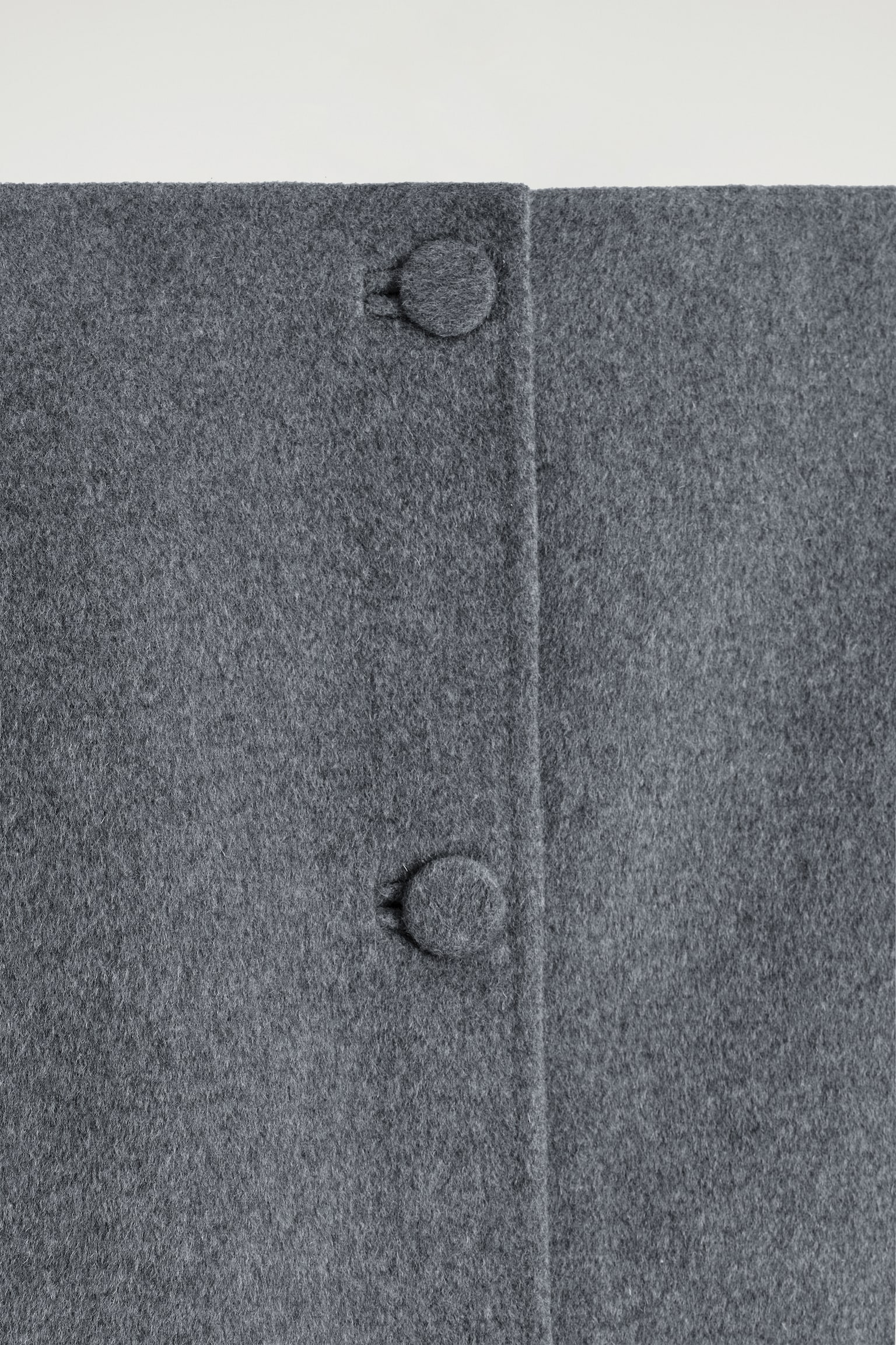 SPÓDNICA MINI Z GUZIKAMI ZAWIERAJĄCA WEŁNĘ - SZARY - 5