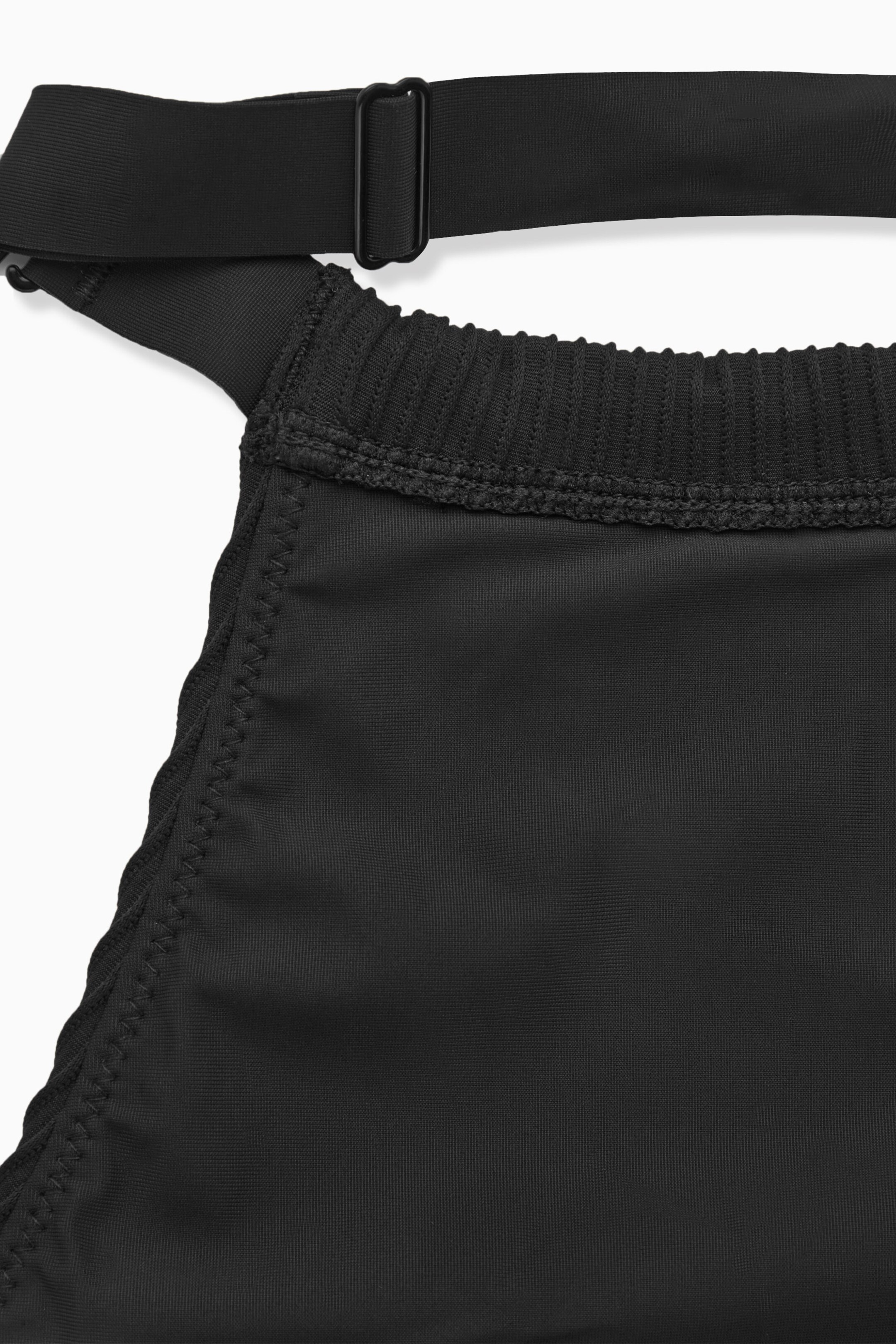 StillMedia/DescriptiveDetail