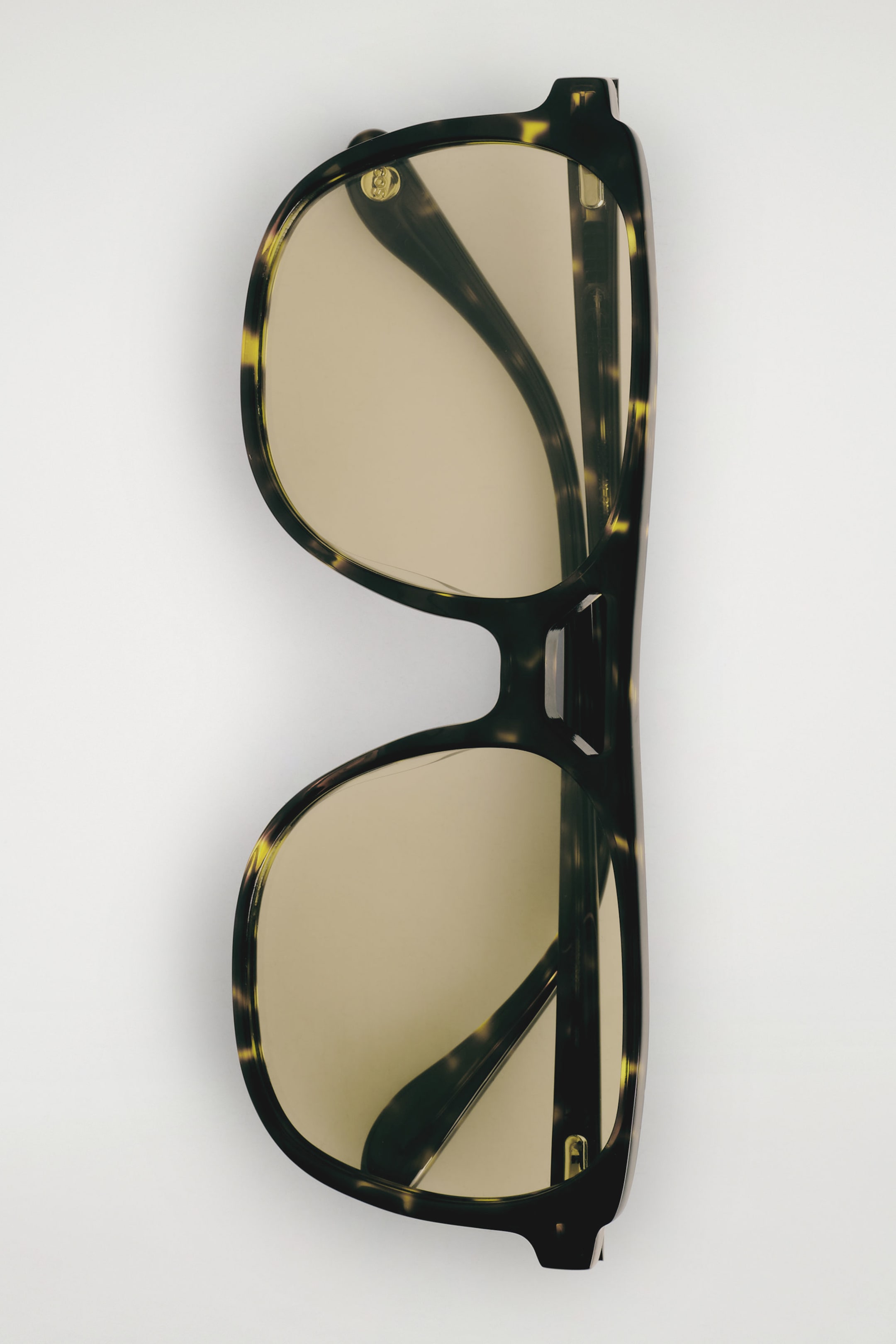 StillMedia/DescriptiveDetail