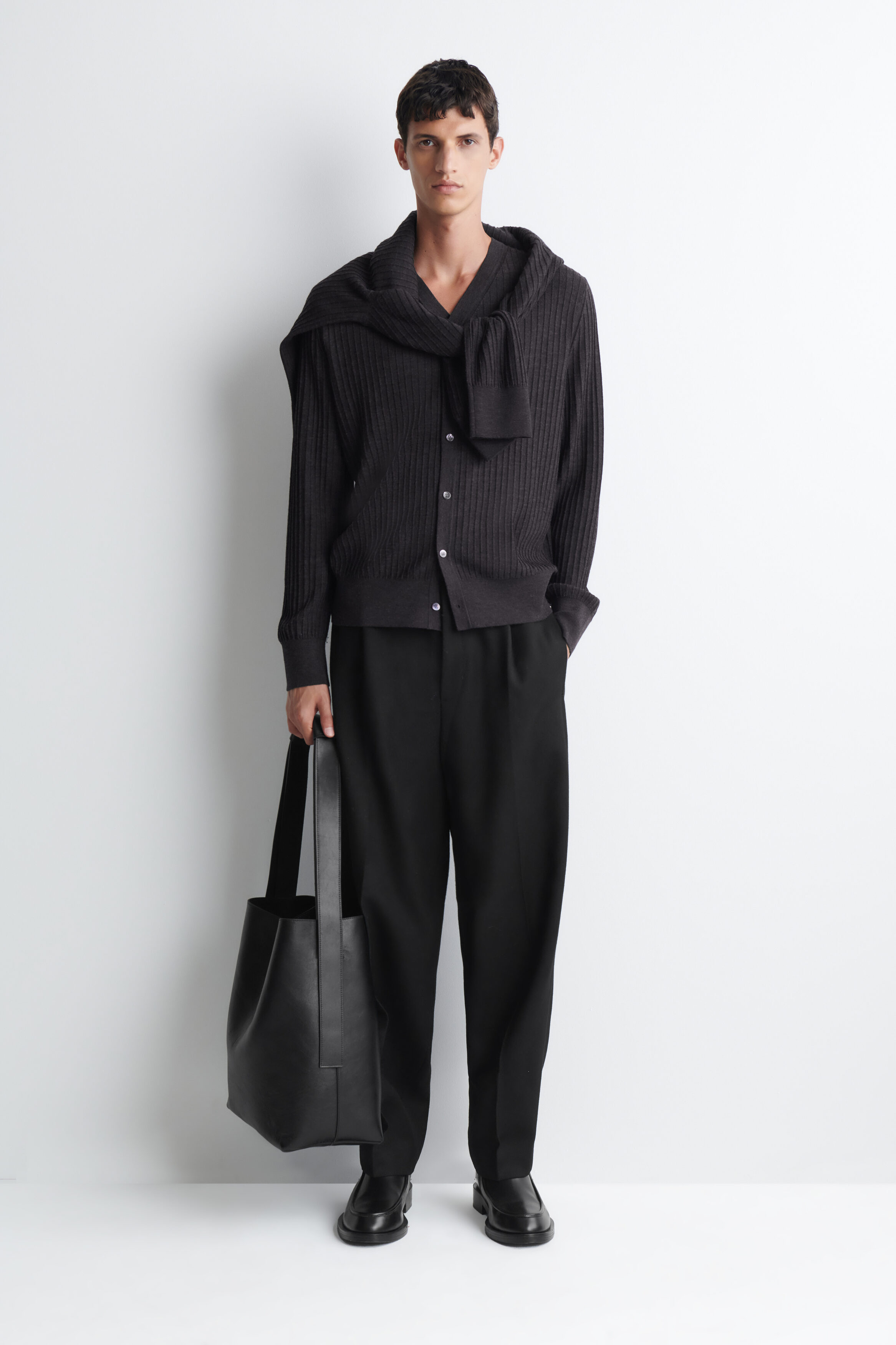 MINIMAL TOTE BAG - LEATHER