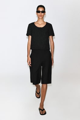 TAILORED BERMUDA SHORTS — BLACK 1