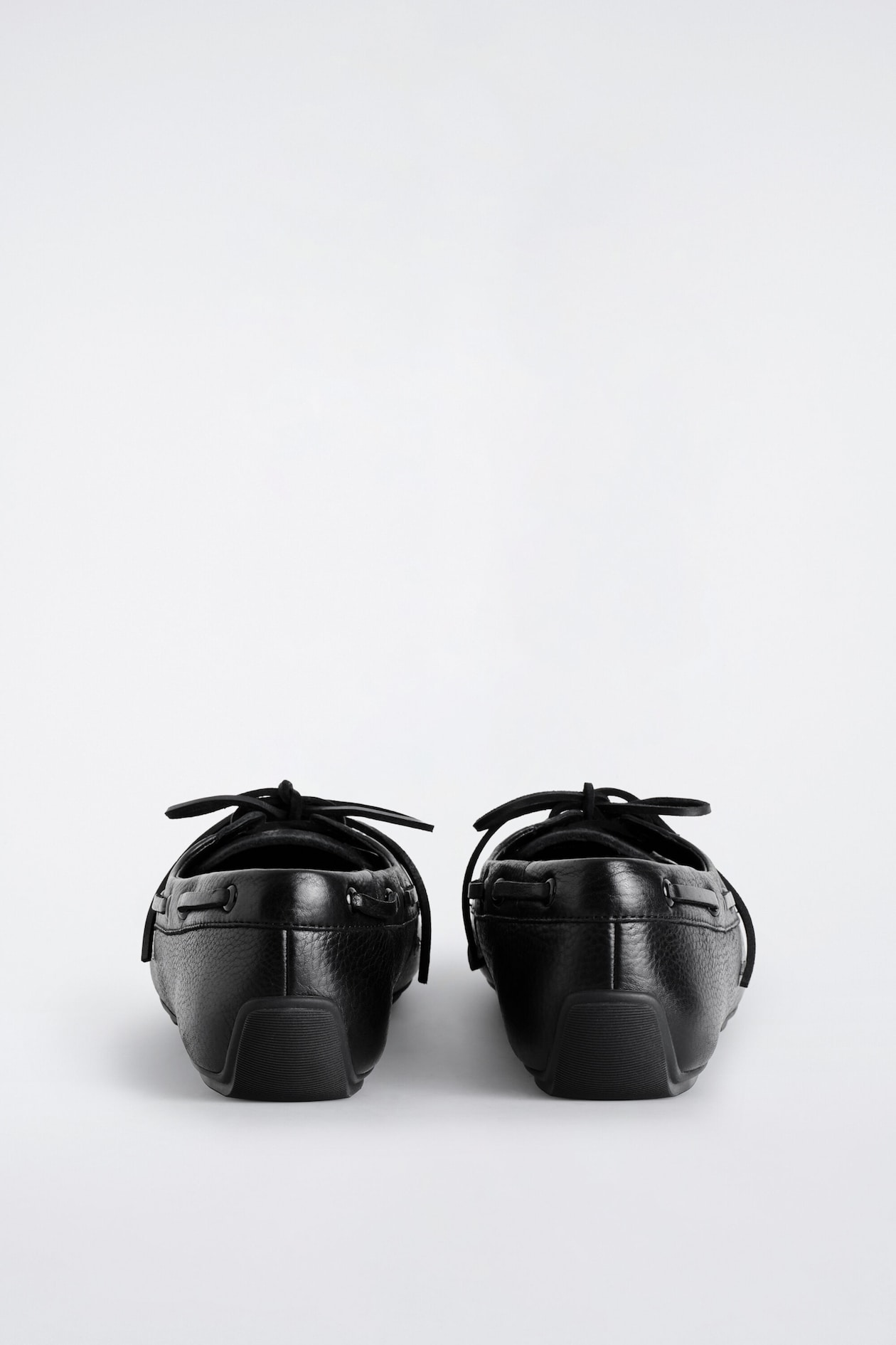 LEATHER MOCCASIN DRIVING SHOES — BLACK