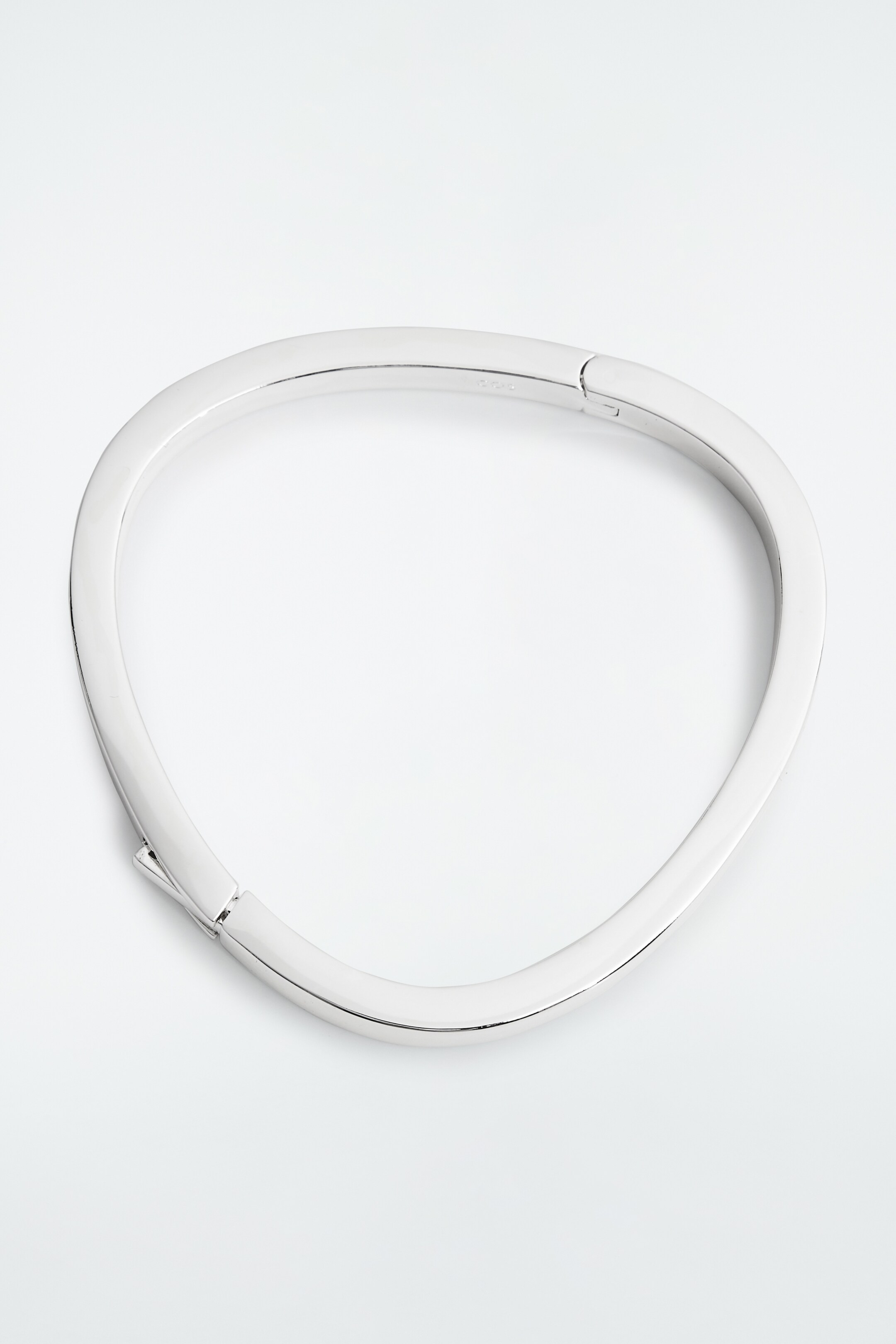 Ingrandisci l'immagine: SCULPTURAL PYRAMID BANGLE - SILVER - DONNA | H&M CH 1
