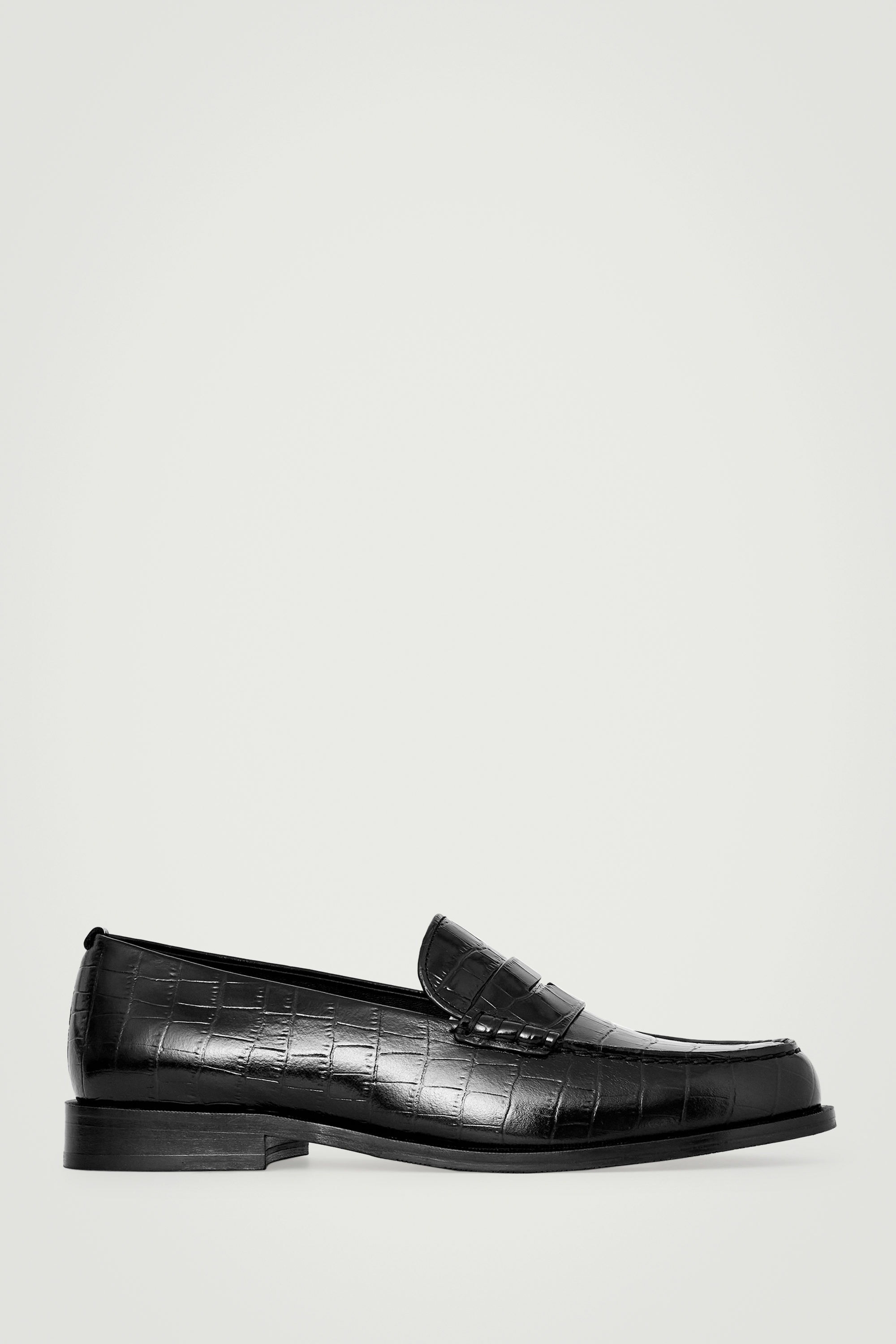 CROC-EFFECT LEATHER LOAFERS - BLACK | COS AU