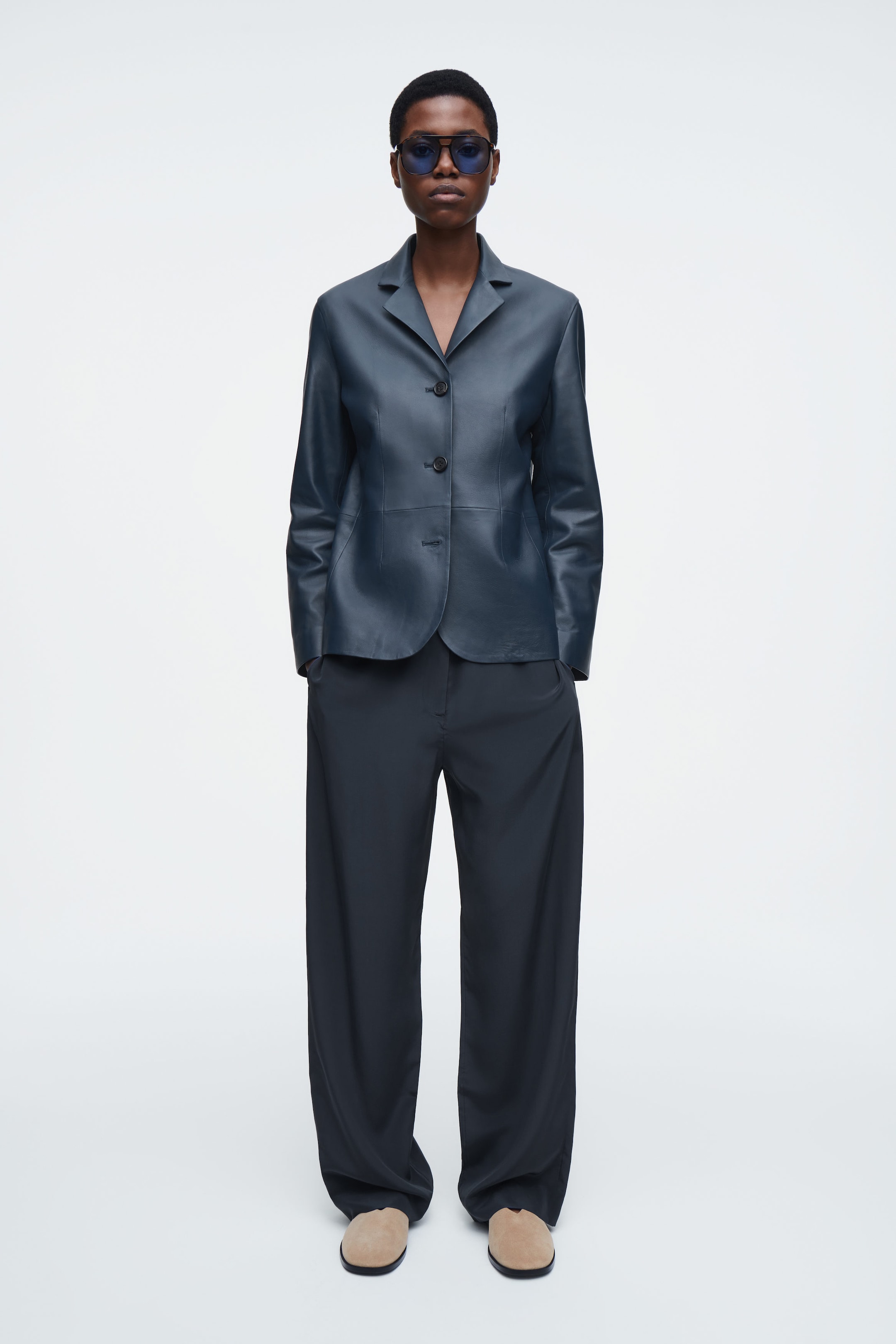 LEATHER SINGLE-BREASTED BLAZER