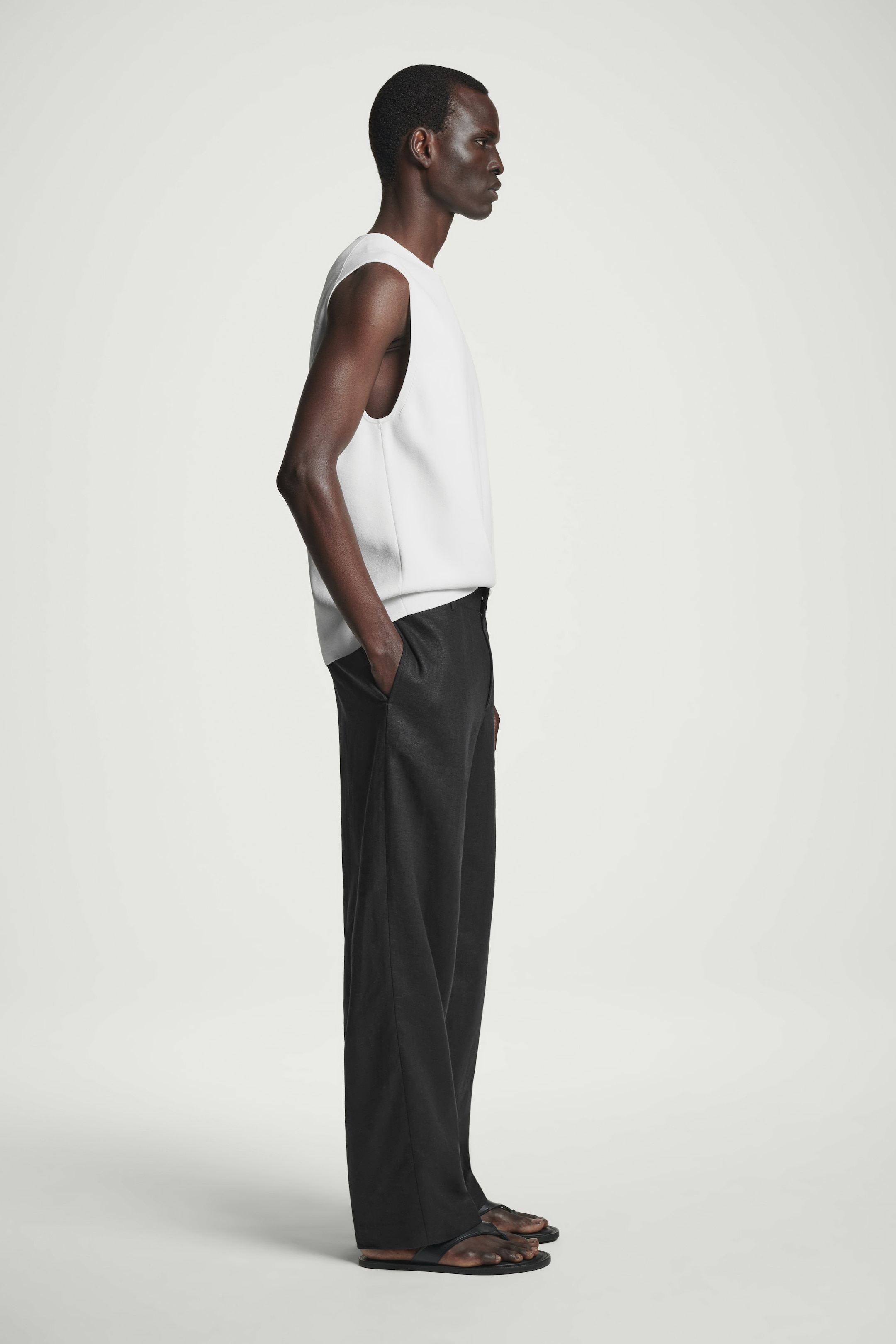 Agrandir l'image: DÉBARDEUR SPORTSWEAR EN MAILLE - BLANC - HOMME | H&M CH 3
