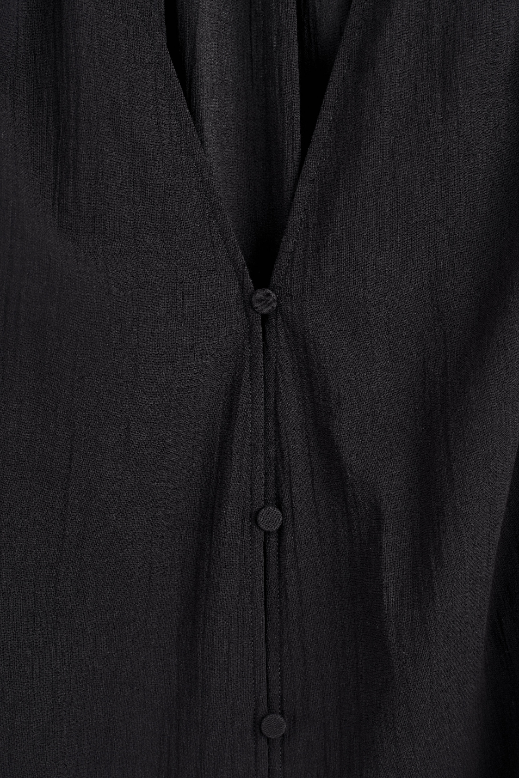 StillMedia/DescriptiveDetail