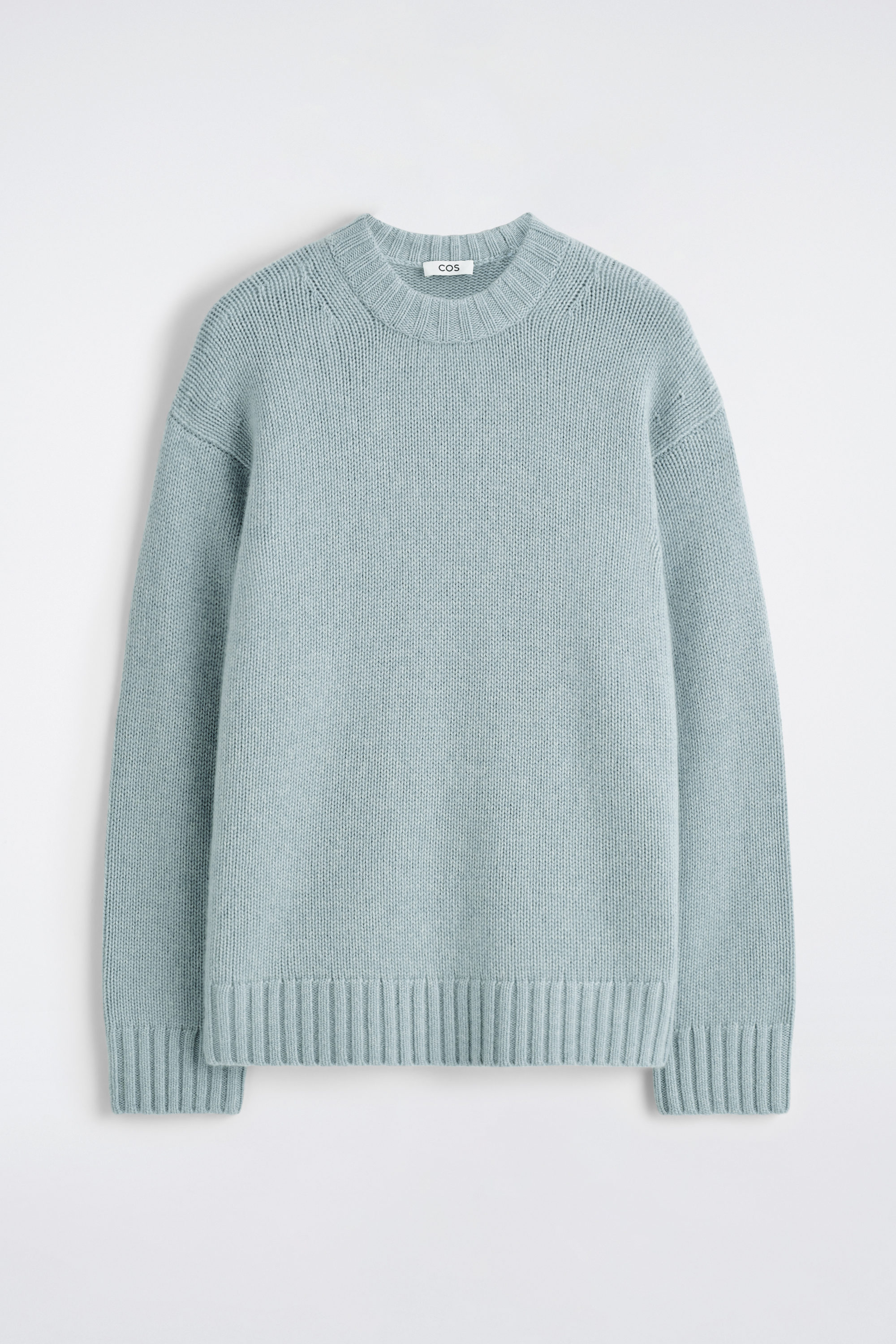 CHUNKY PURE CASHMERE CREW-NECK SWEATER - LIGHT BLUE | COS