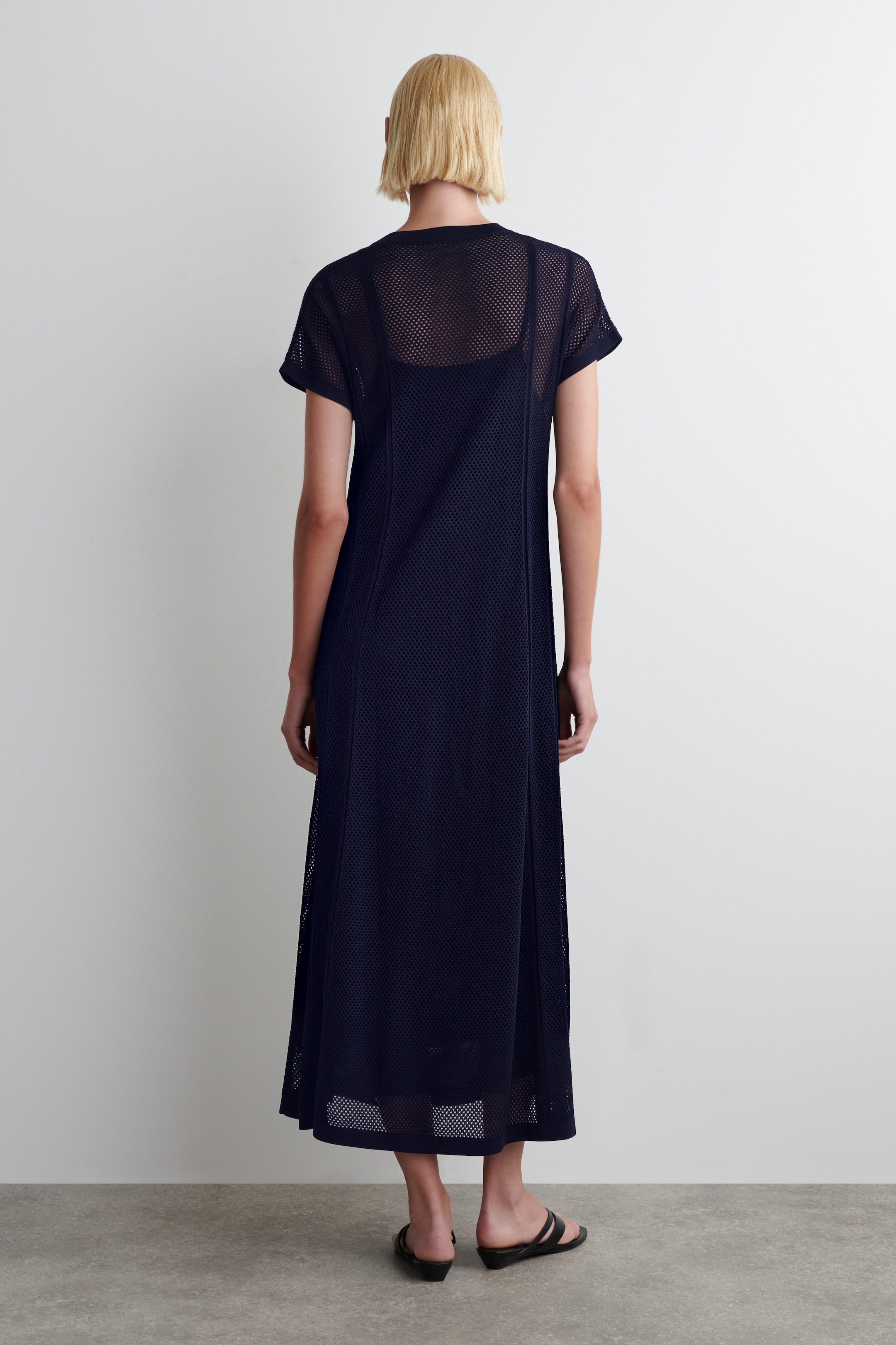 View larger image: POINTELLE-KNIT COTTON MAXI DRESS - NAVY - Ladies | H&M GB 3
