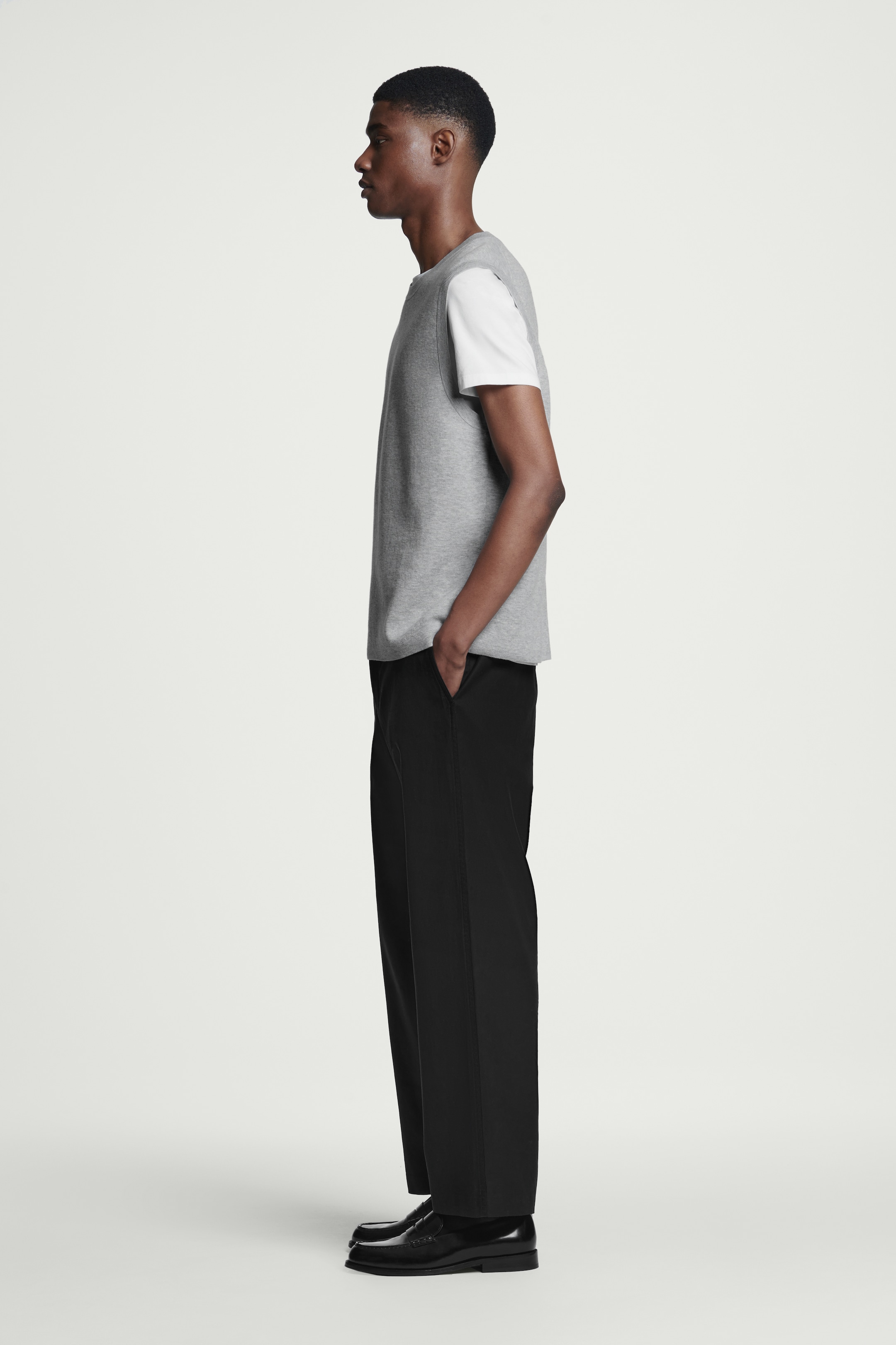 Grotere afbeelding bekijken: DUBBELZIJDIG GEBREID TANKTOP - GRIJS MÉLANGE - HEREN | H&M BE 3