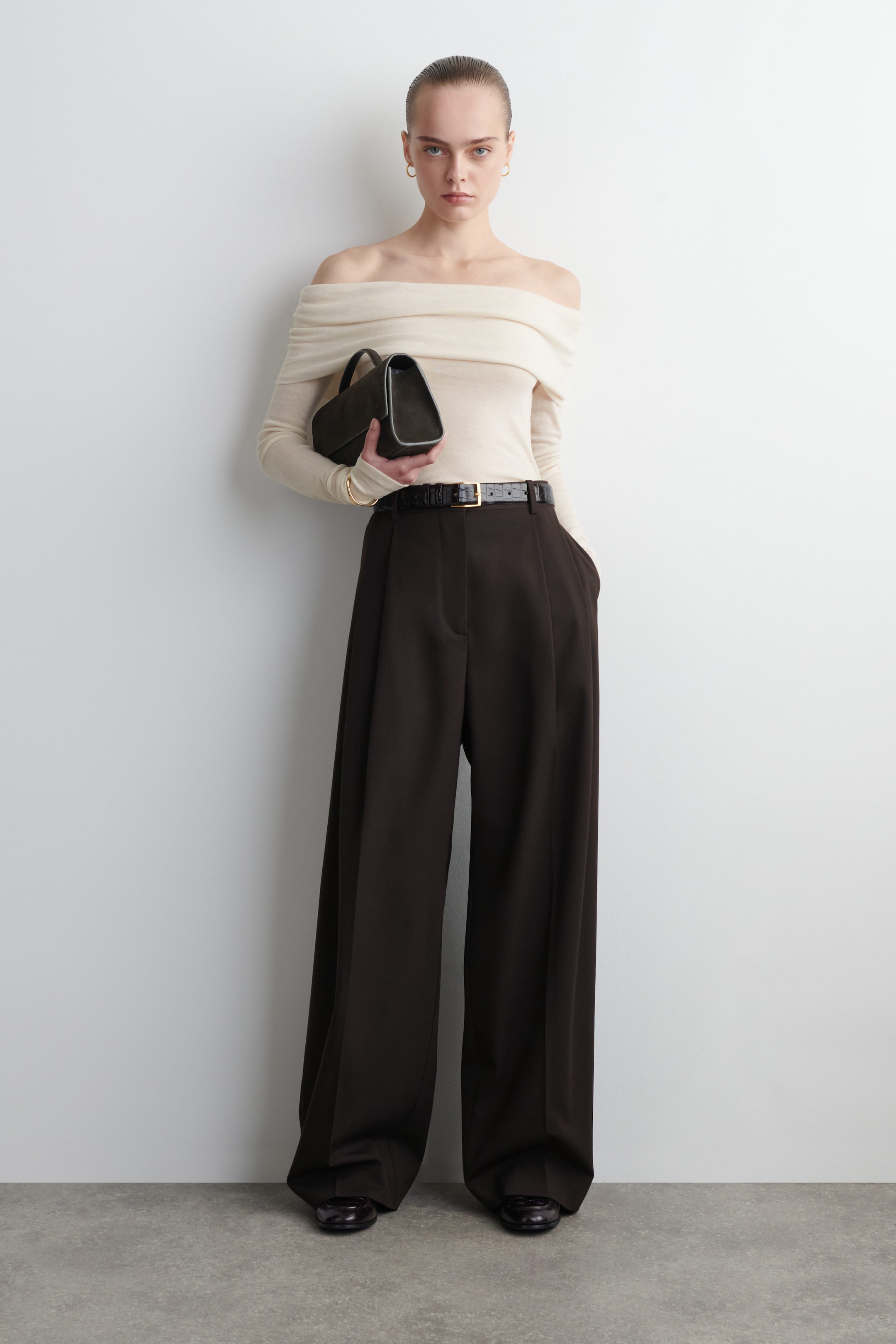 OFF-THE-SHOULDER MERINO WOOL TOP