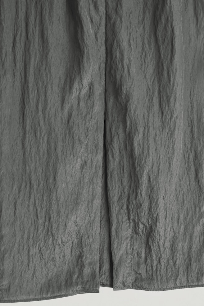 CRINKLED-SATIN PENCIL SKIRT — STEEL