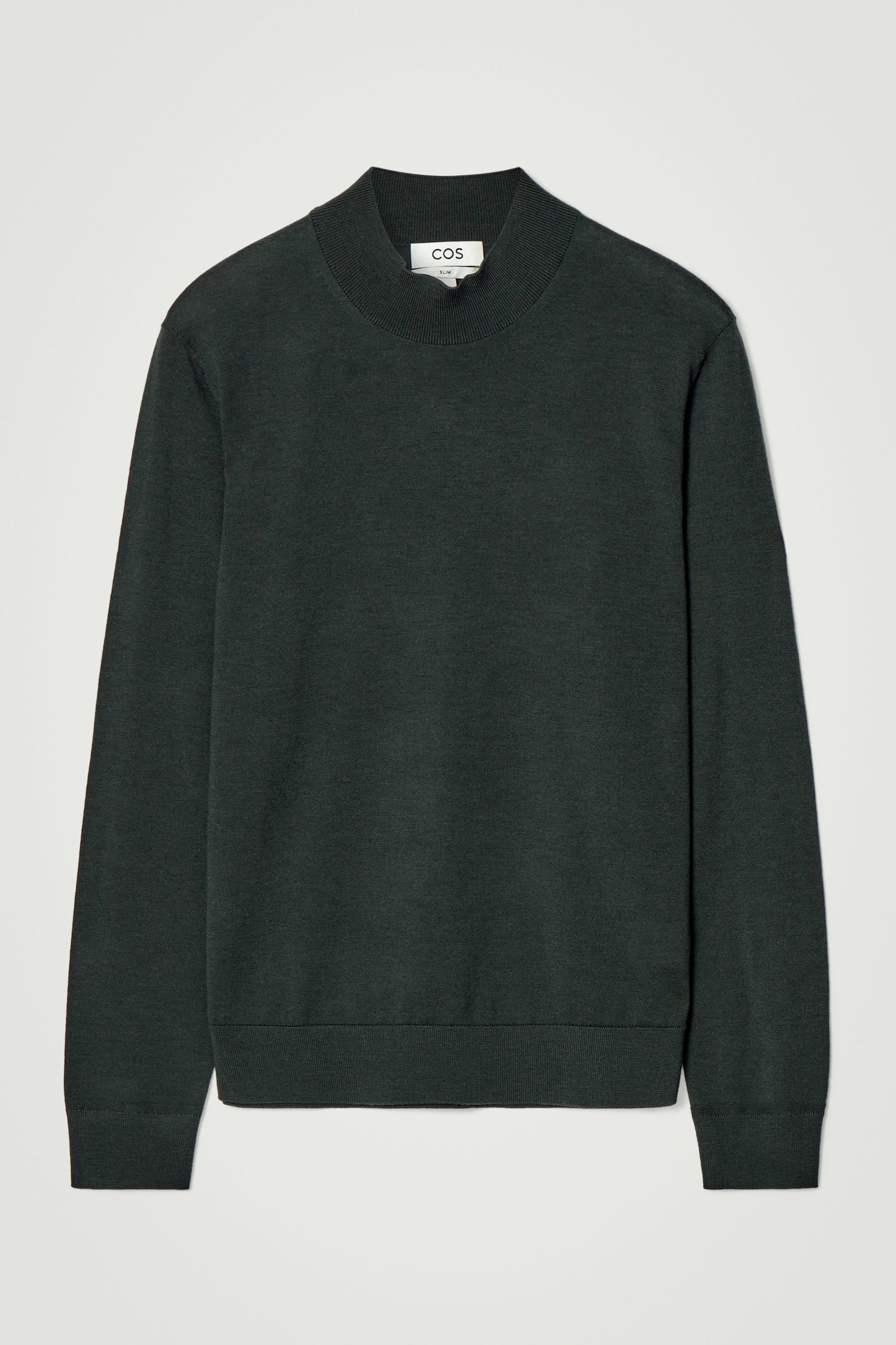 PULL SLIM À COL MONTANT EN LAINE