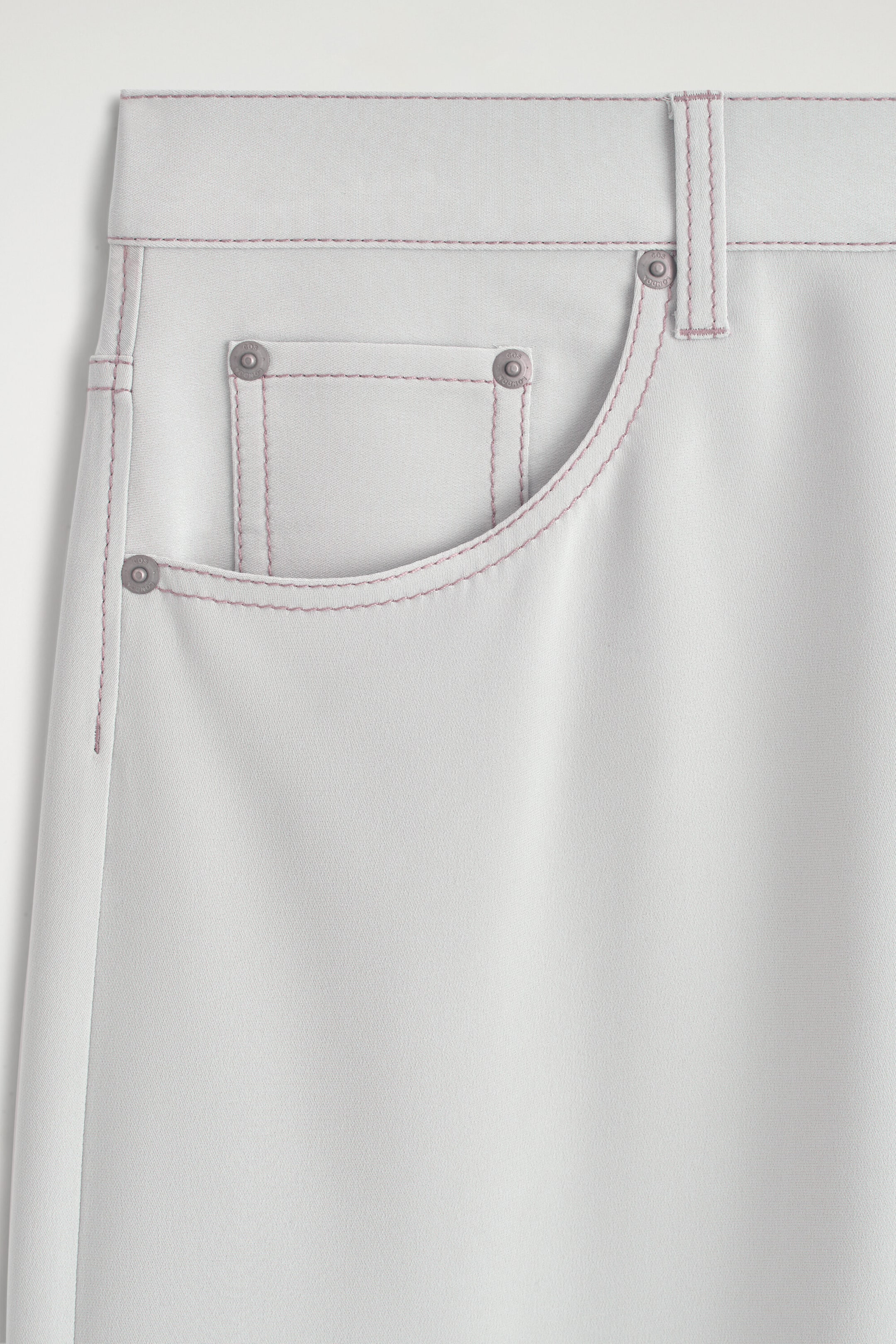 StillMedia/DescriptiveDetail