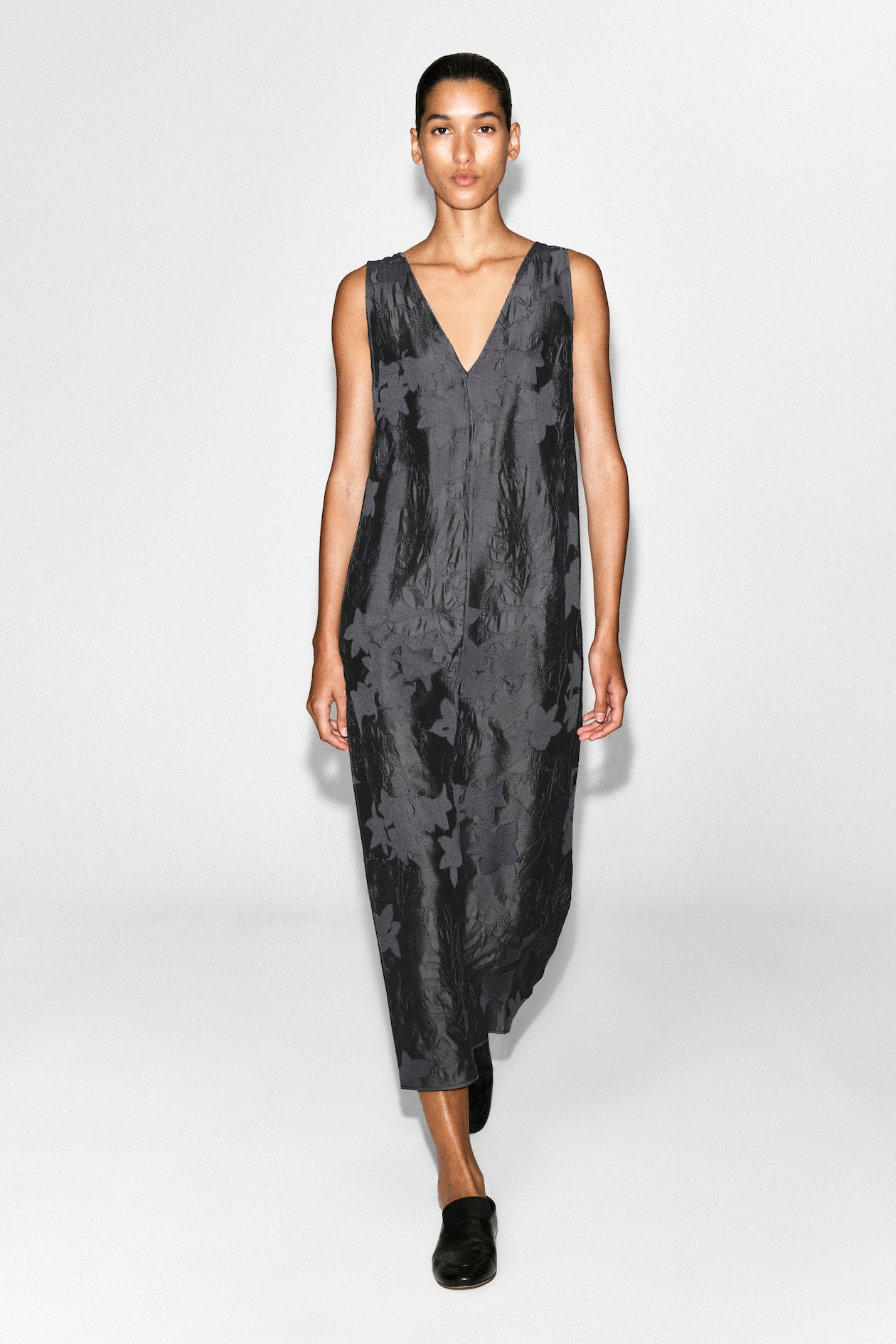 EMBROIDERED SHEER V-NECK DRESS — HEATHER