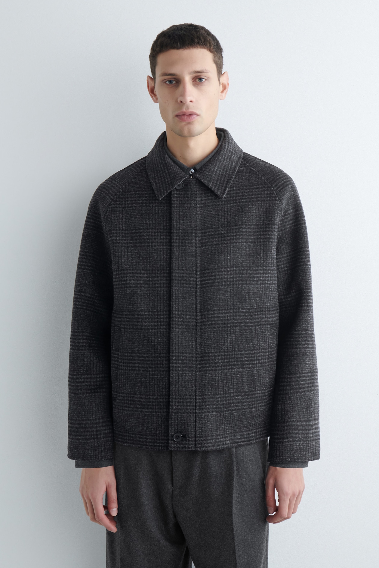 REVERSIBLE CHECKED / HERRINGBONE WOOL SPORTS JACKET — GRAY / CHECKED