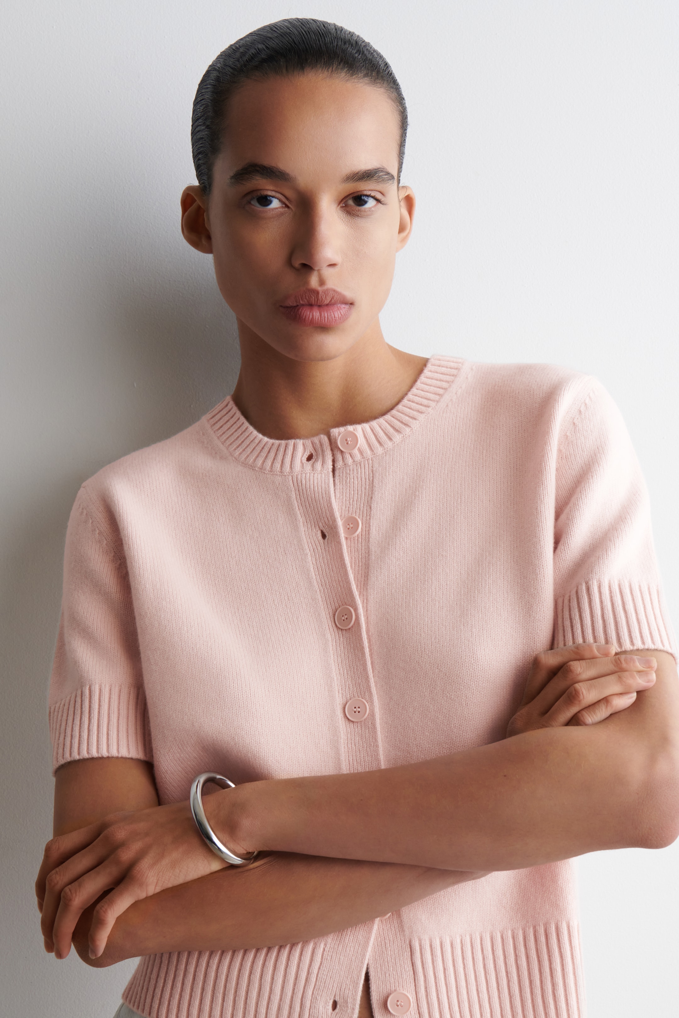 Agrandir l'image: CARDIGAN À MANCHES COURTES EN LAINE MÉRINOS - ROSE - FEMME | H&M FR 5