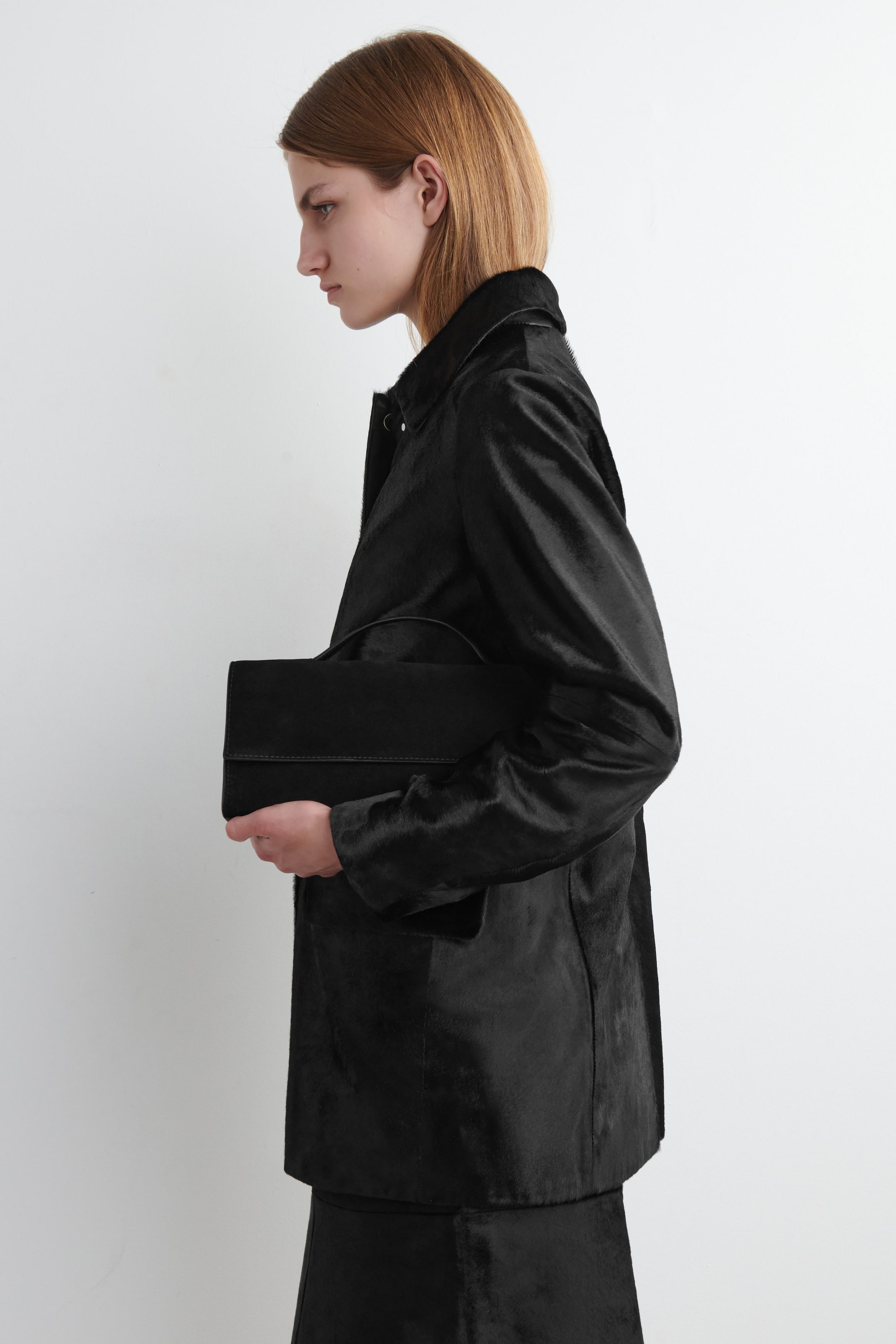 GALLERY CLUTCH BAG - SUEDE