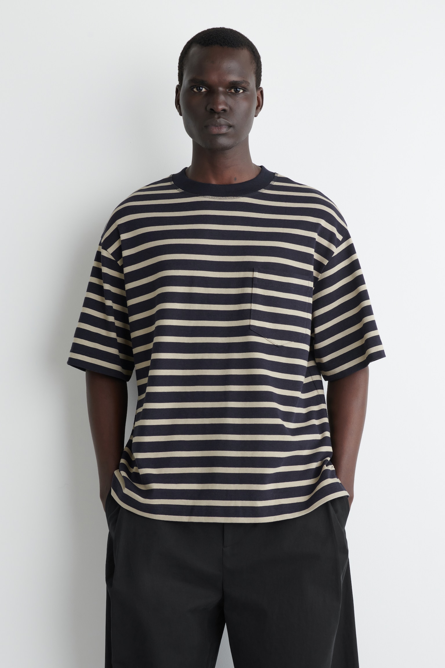 OVERSIZED HEAVYWEIGHT COTTON T-SHIRT - NAVY / STRIPED/WHITE/BLACK/BROWN / STRIPED
