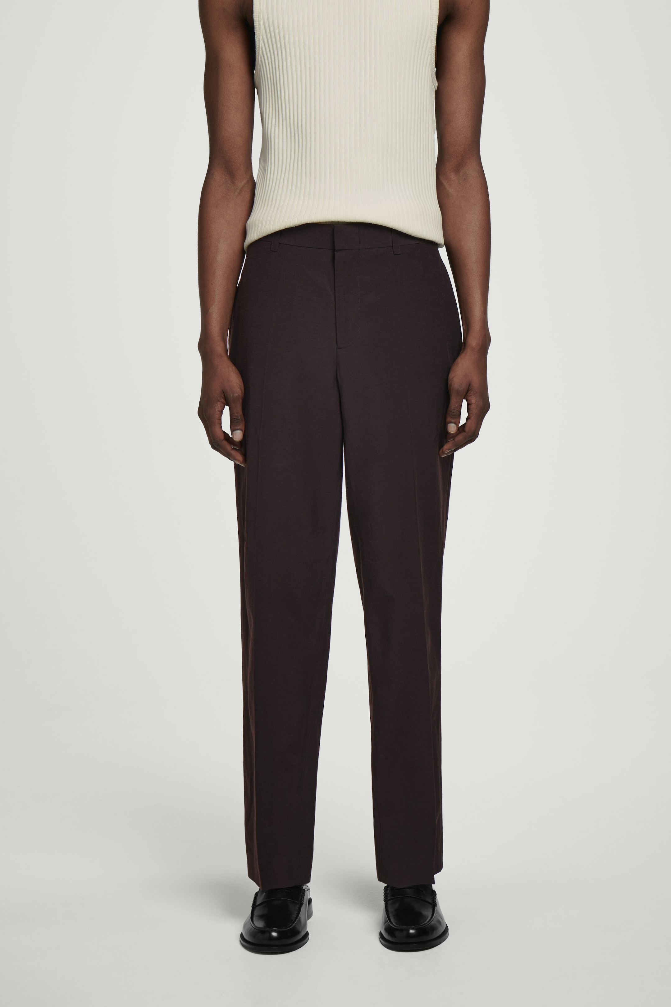 TAILORED STRAIGHT-LEG PANTS