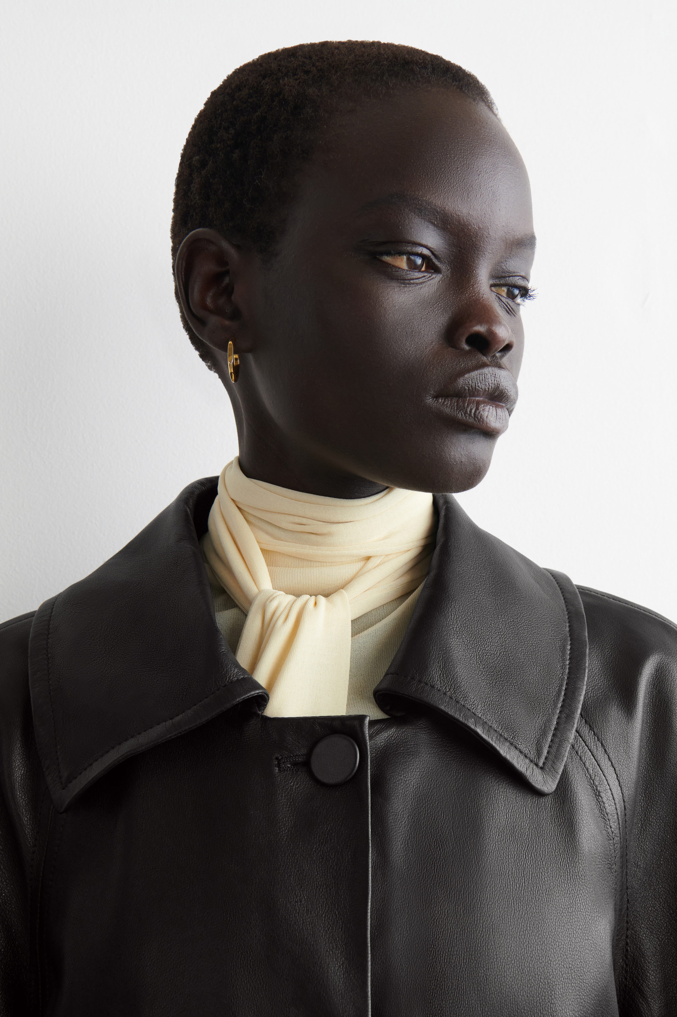 SCULPTURAL LEATHER COAT - DARK BROWN | COS US