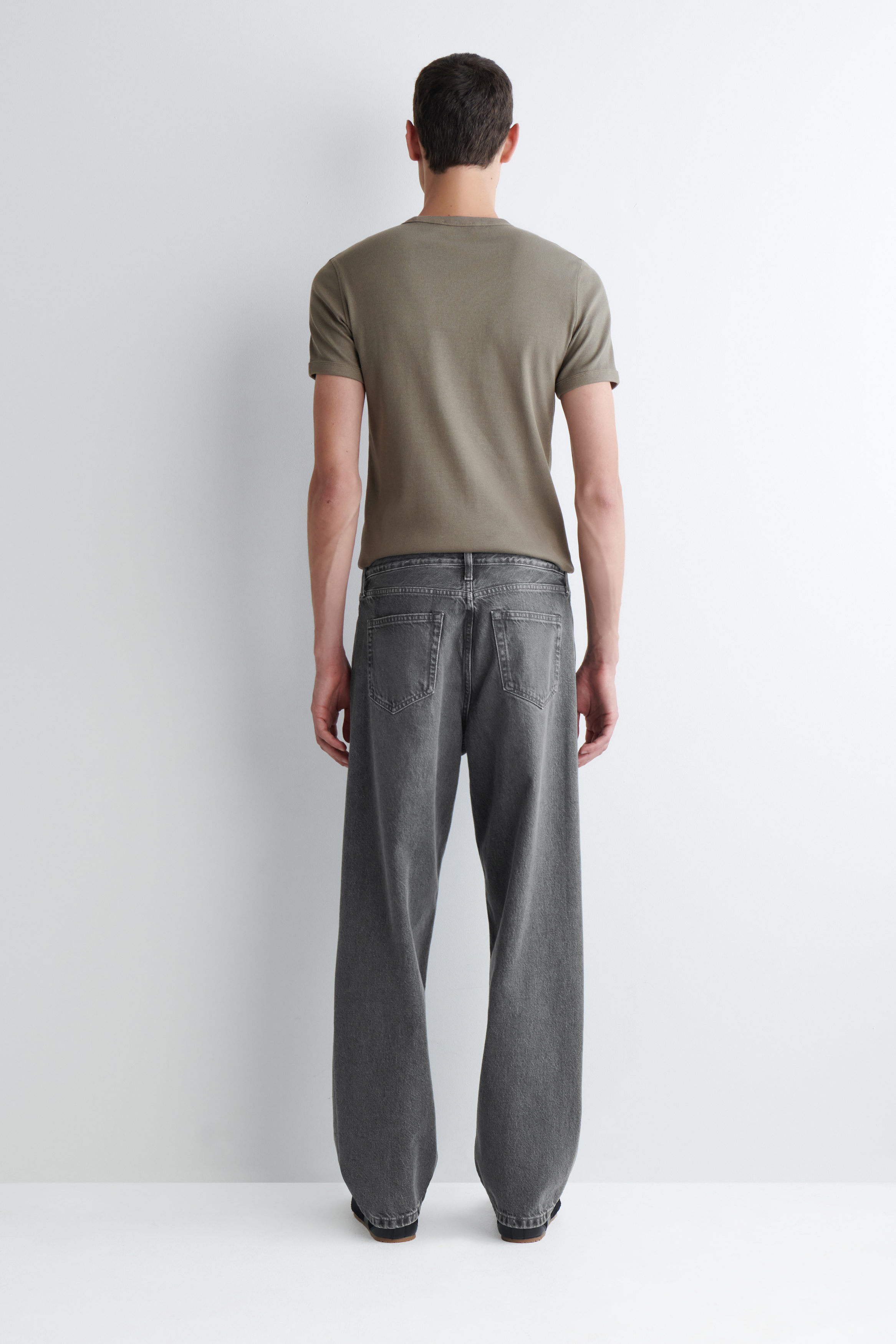 RIDER STRAIGHT-LEG JEANS - WASHED BLACK | COS