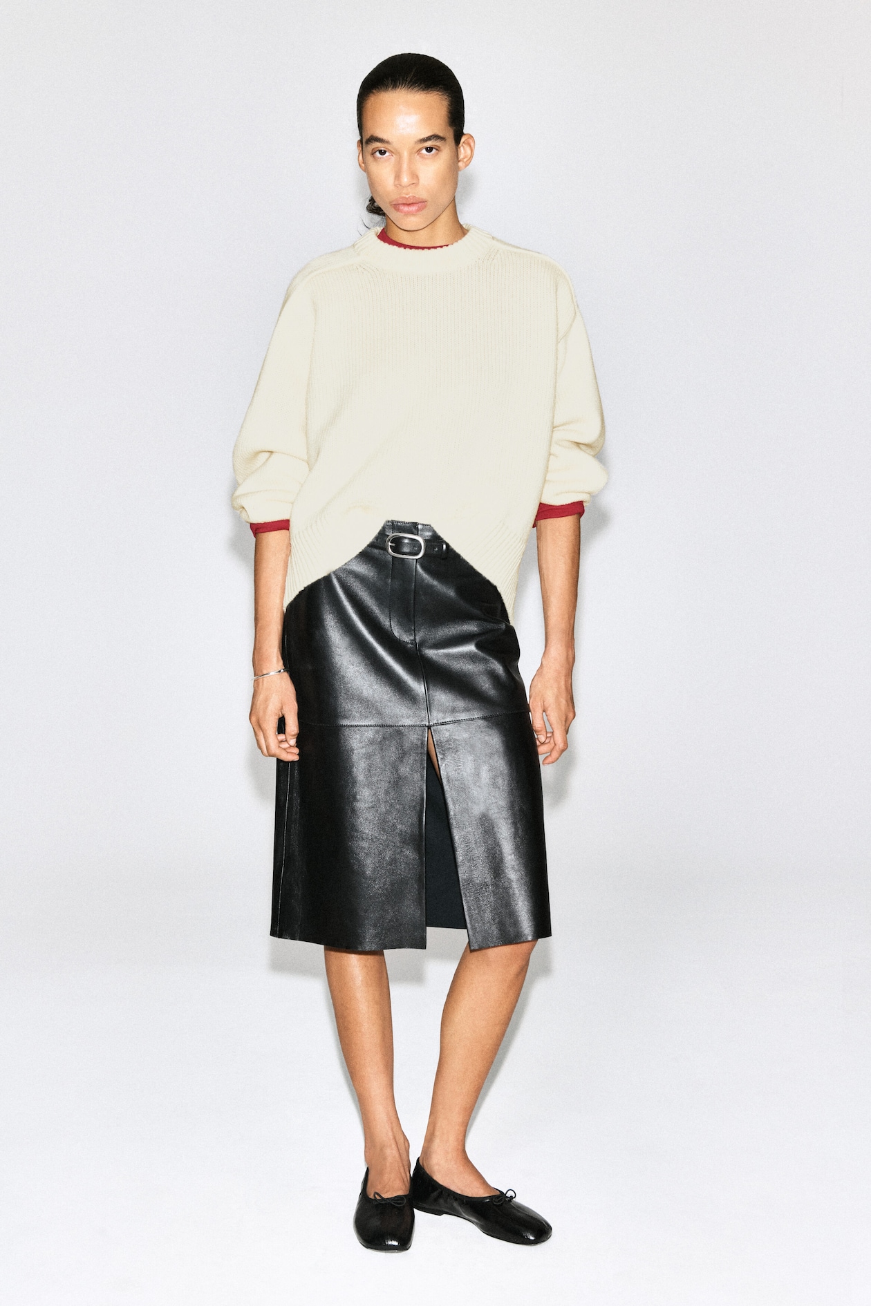 ROUNDED WOOL CREW-NECK SWEATER — CREAM