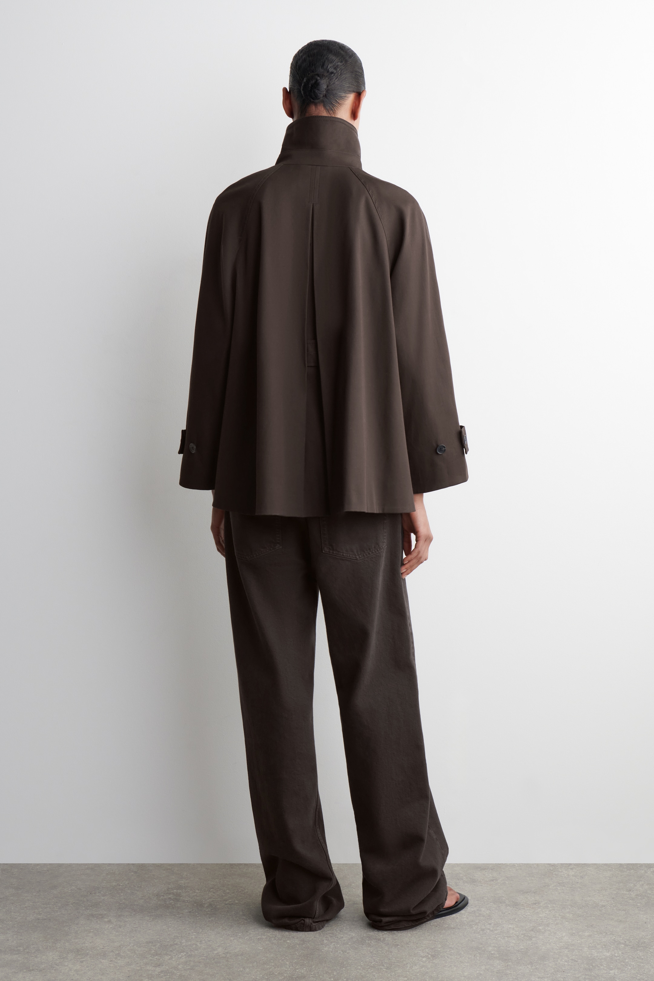 Grösseres Bild ansehen: TRENCHCOAT IN A-LINIE - BRAUN - DAMEN | H&M CH 4