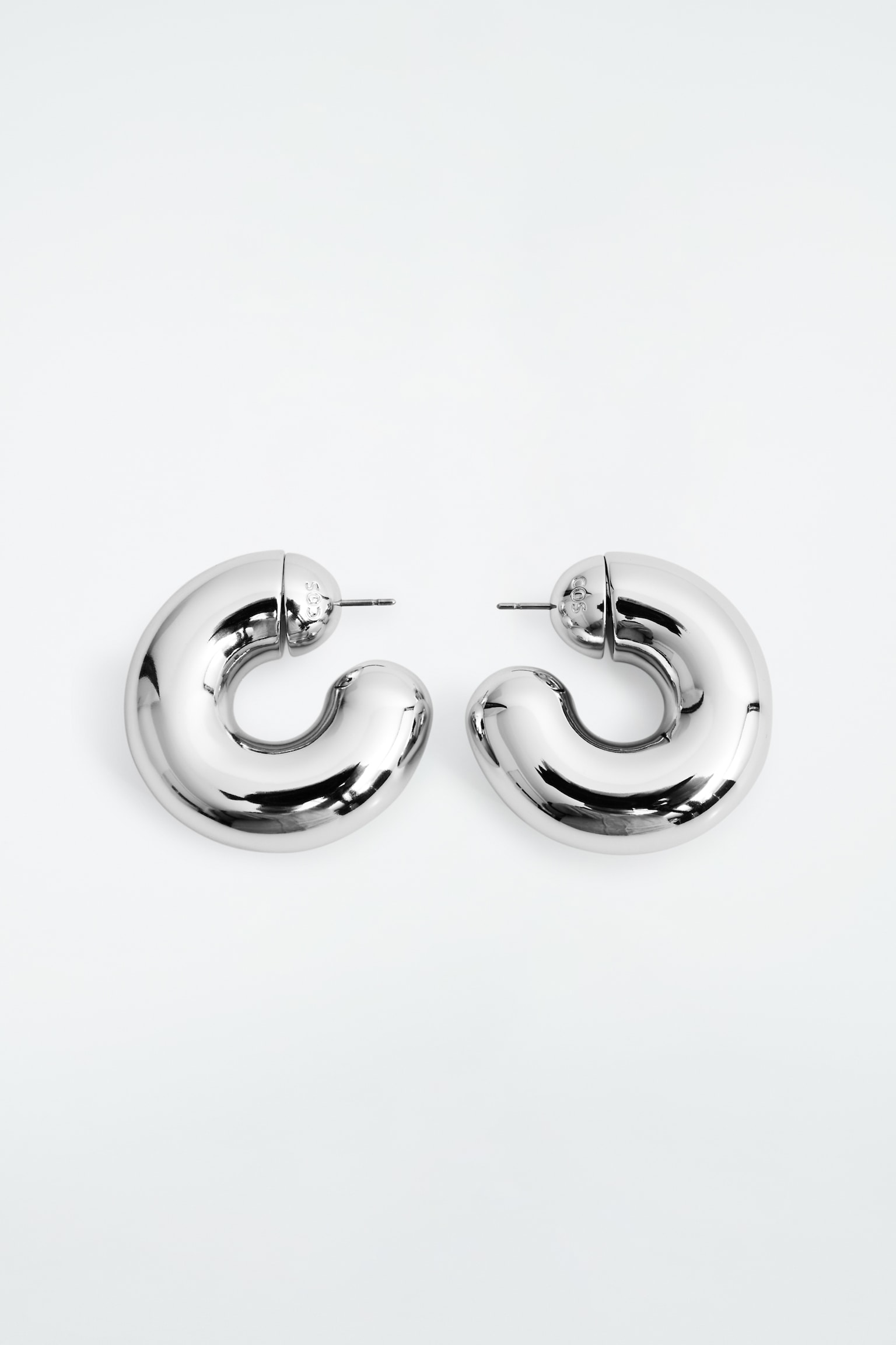 OVERSIZED CHUNKY HOOP EARRINGS - SILVER