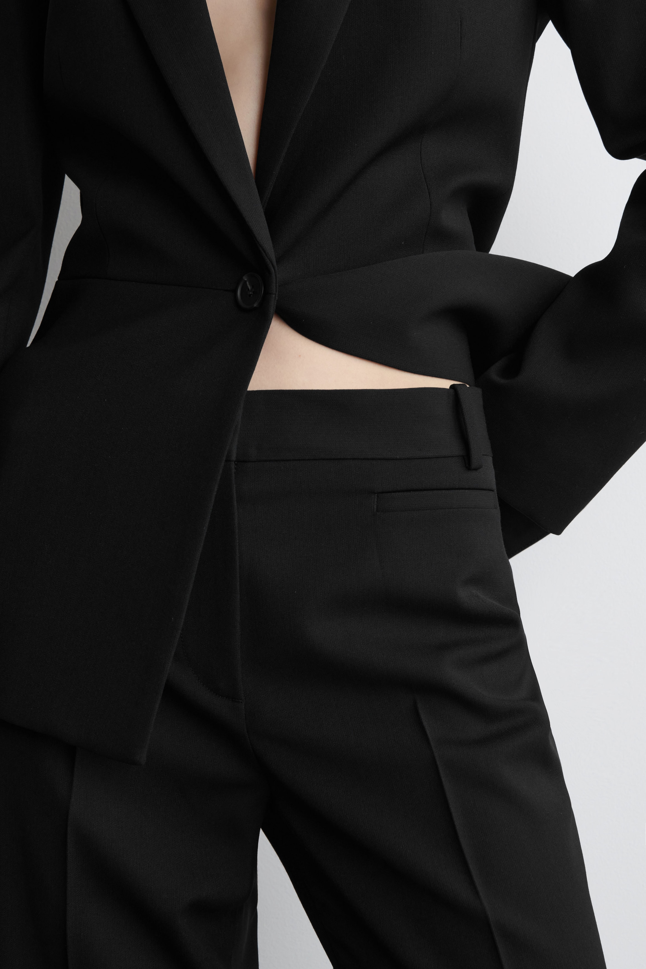 TAILORED WOOL SLIM-LEG TROUSERS
