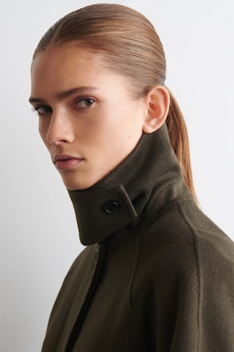 MOCK-NECK DOUBLE-FACED WOOL SHORT COAT — BROWN 6