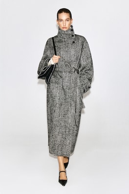 BELTED HERRINGBONE WOOL MOCK-NECK COAT — BLACK / HERRINGBONE 1