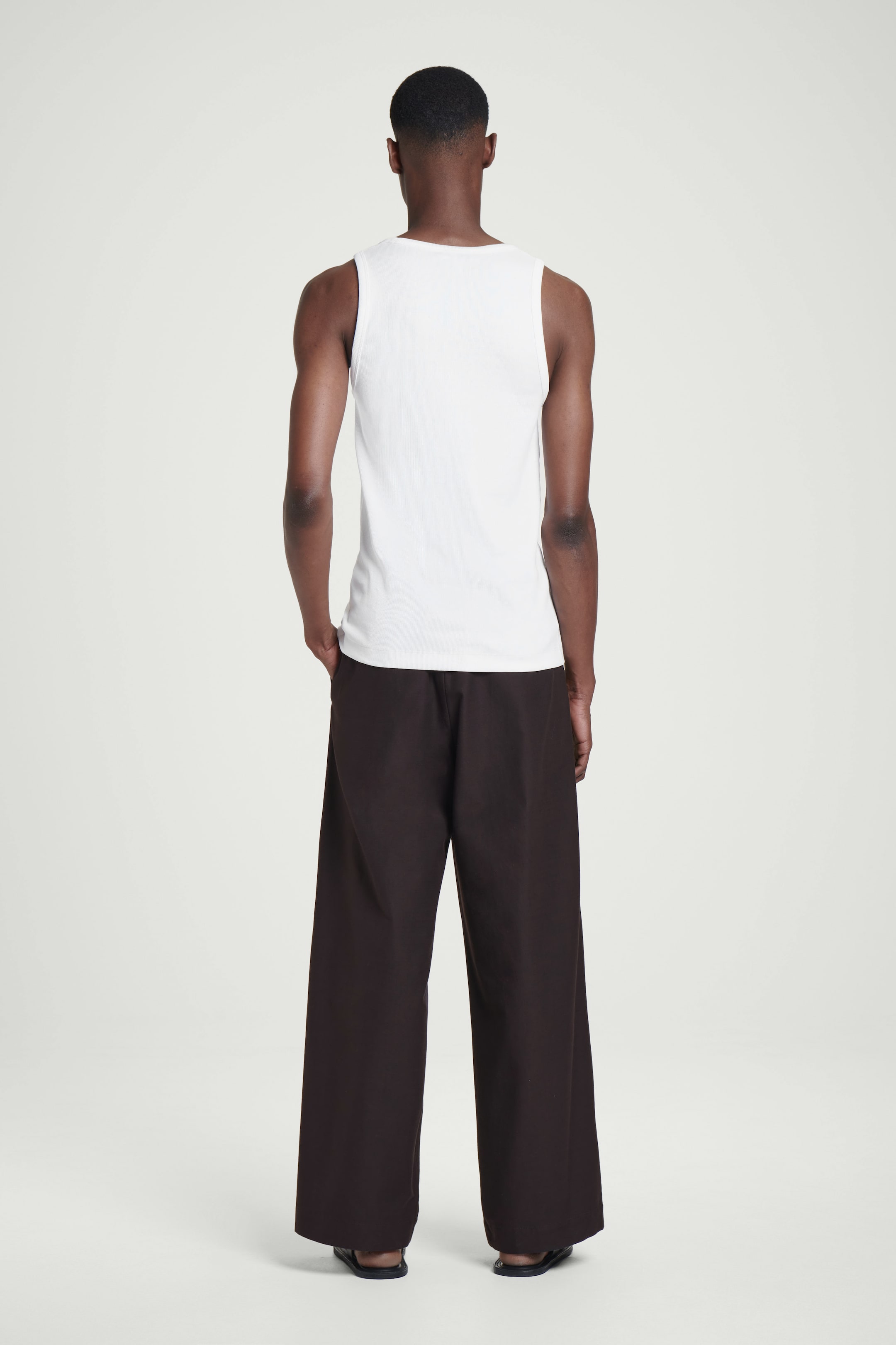 Nagyobb kép megtekintése: VÉKONY CSÍKOS PAMUT TANK TOP - FEHÉR - FÉRFI | H&M HU 4