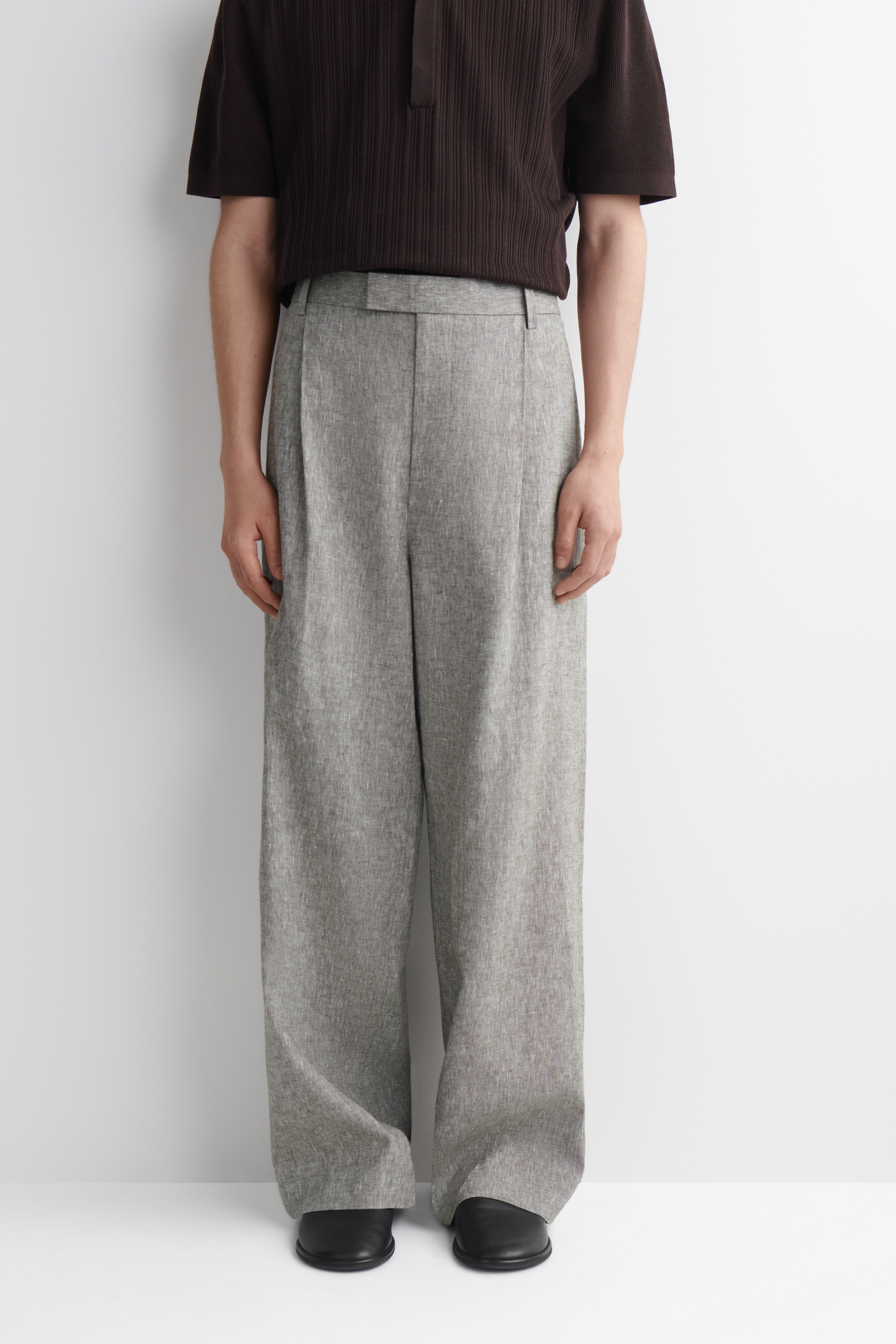 LINEN RELAXED-FIT WIDE-LEG TROUSERS