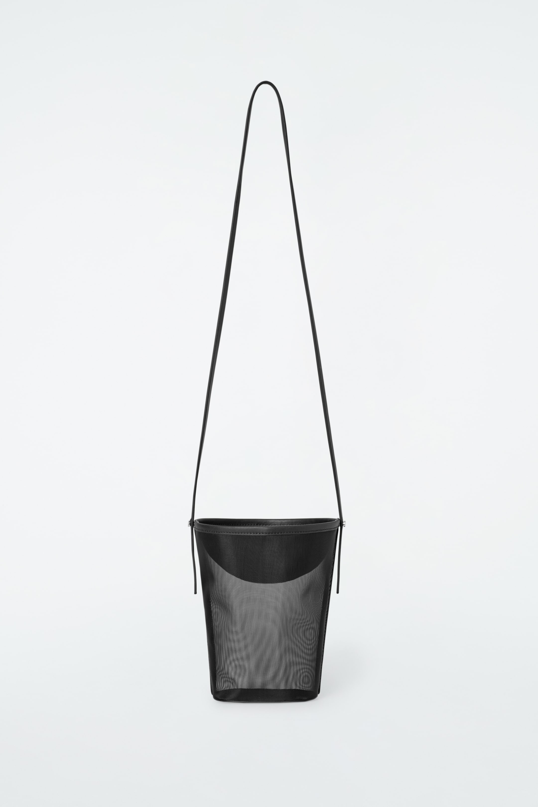 View larger image: MINI BUCKET BAG - MESH - BLACK - Ladies | H&M GB 4