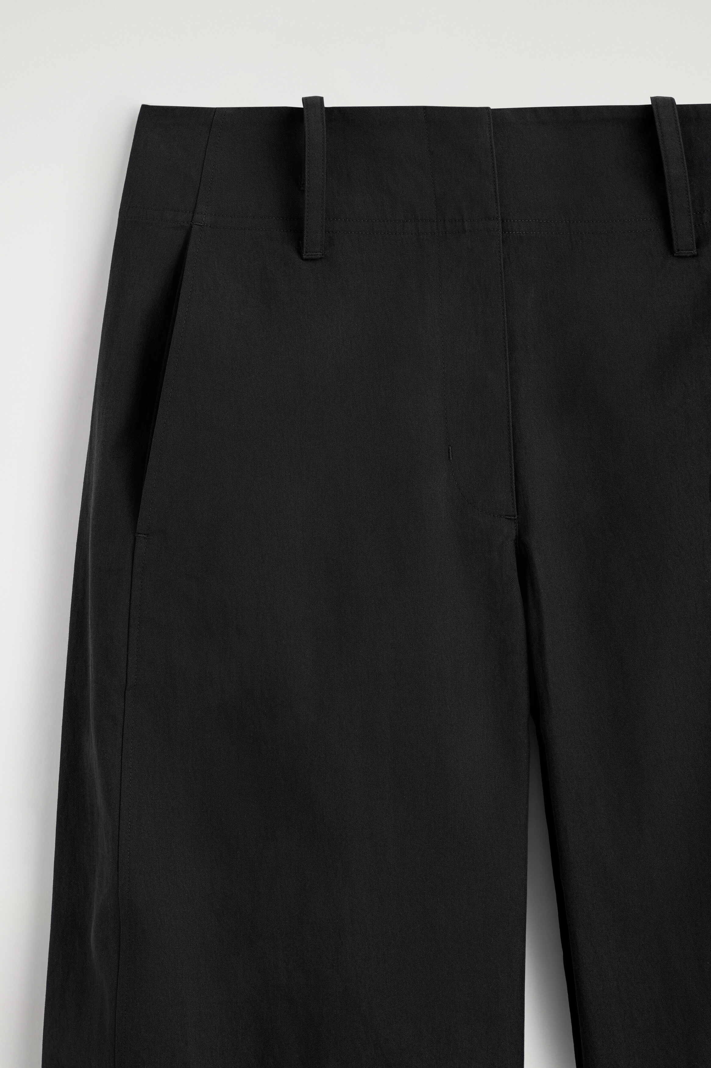 Barrel Leg Trousers | COS