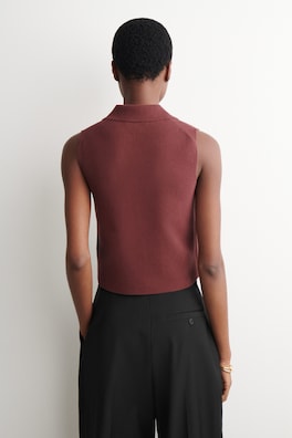 BOUCLÉ-KNIT WAISTCOAT — RUST 4