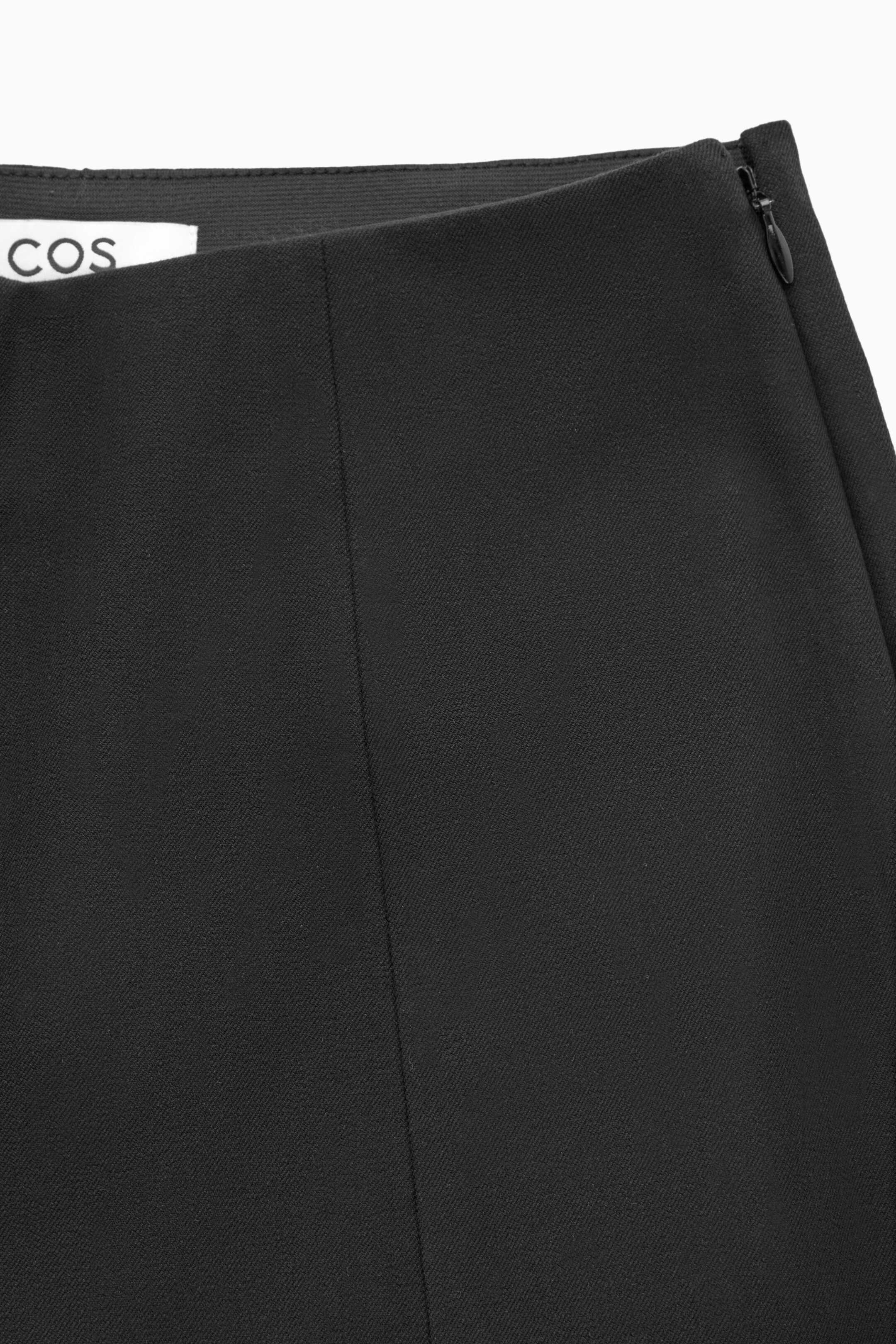 StillMedia/DescriptiveDetail