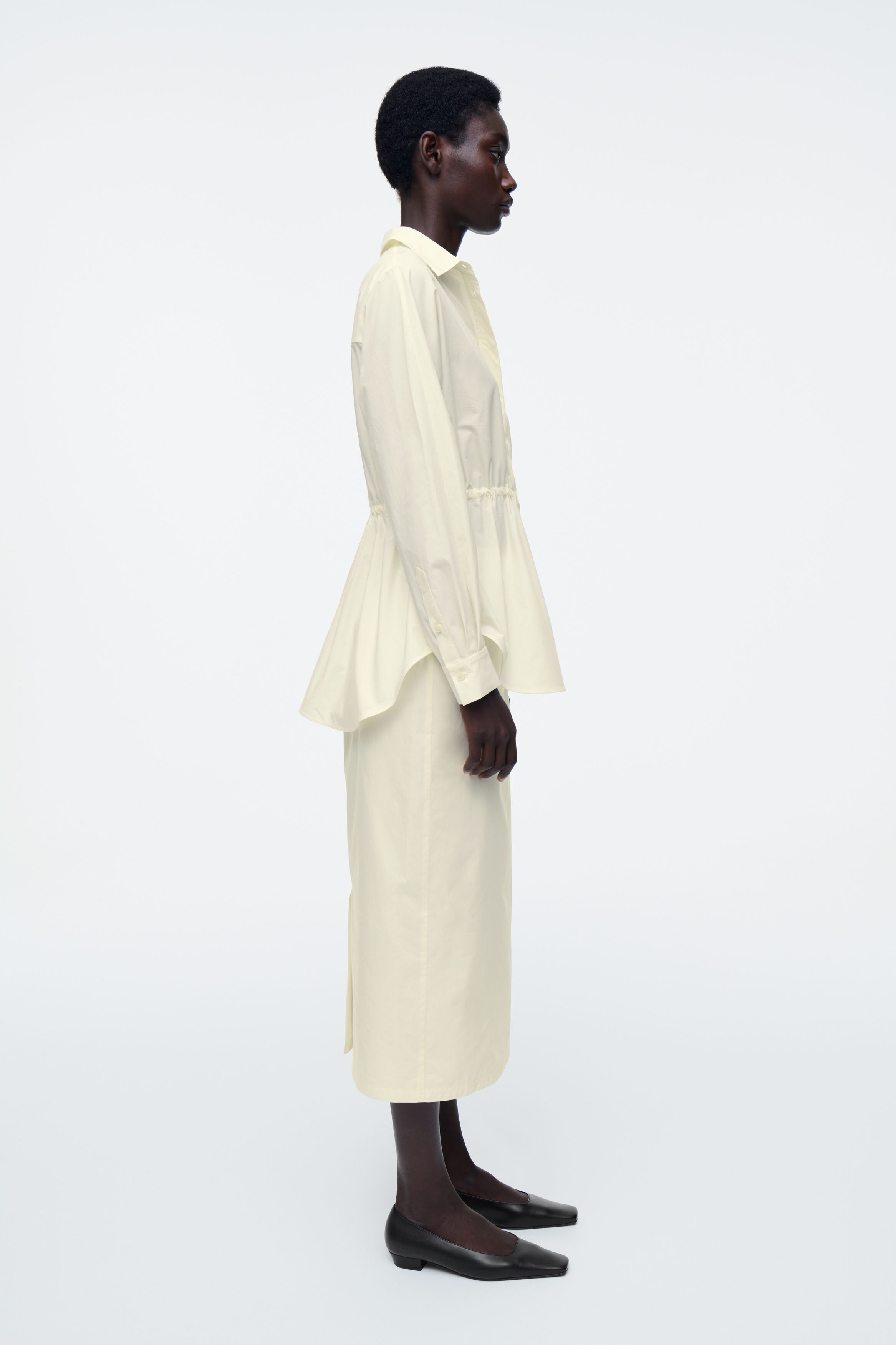 まろ【新品未使用】Drawstring frill waist shirt tocco closet ブラウス シャツ 「ZOZO限定」ラッフルフリル付き