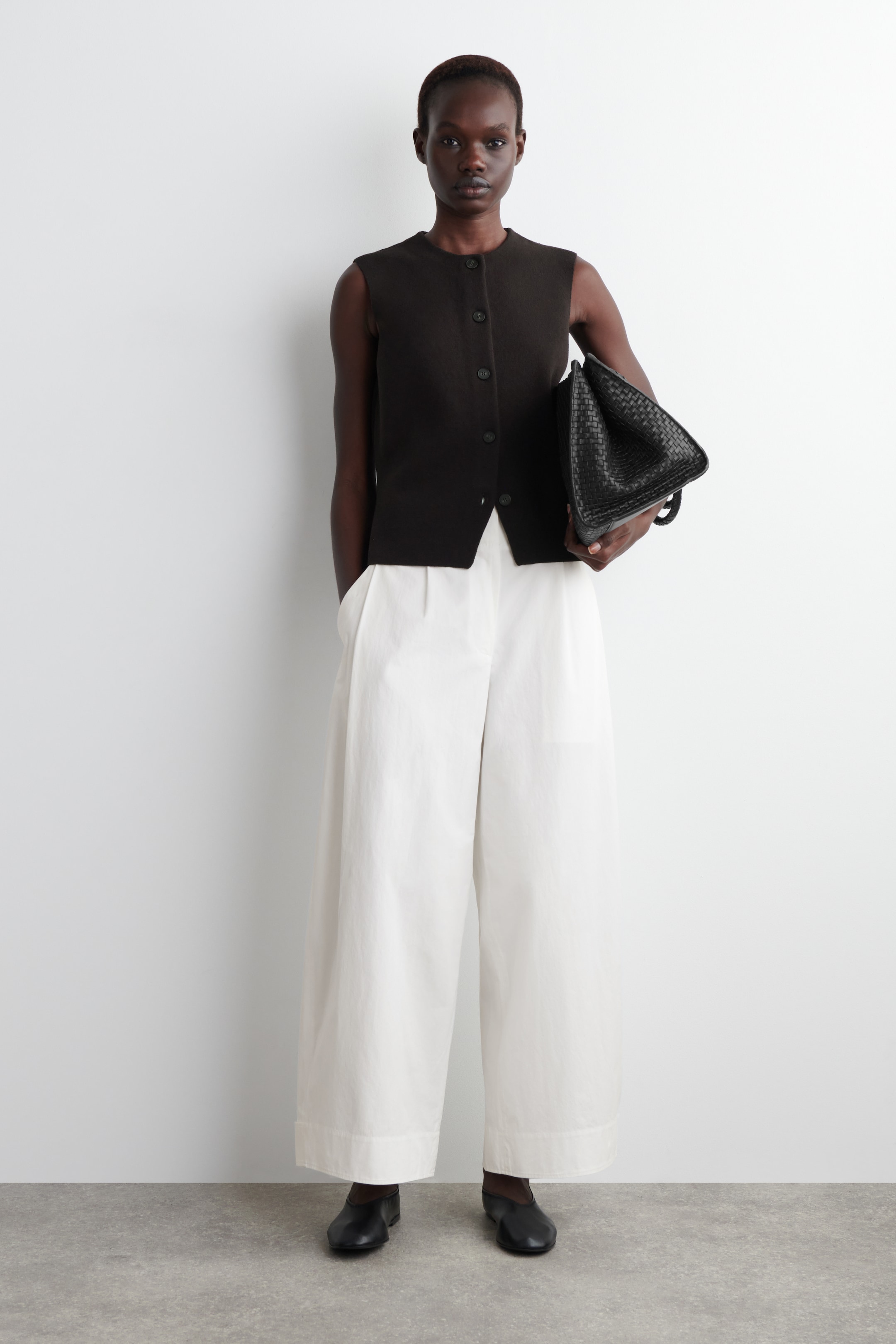 View larger image: COTTON BARREL-LEG TROUSERS - WHITE - Ladies | H&M GB 1