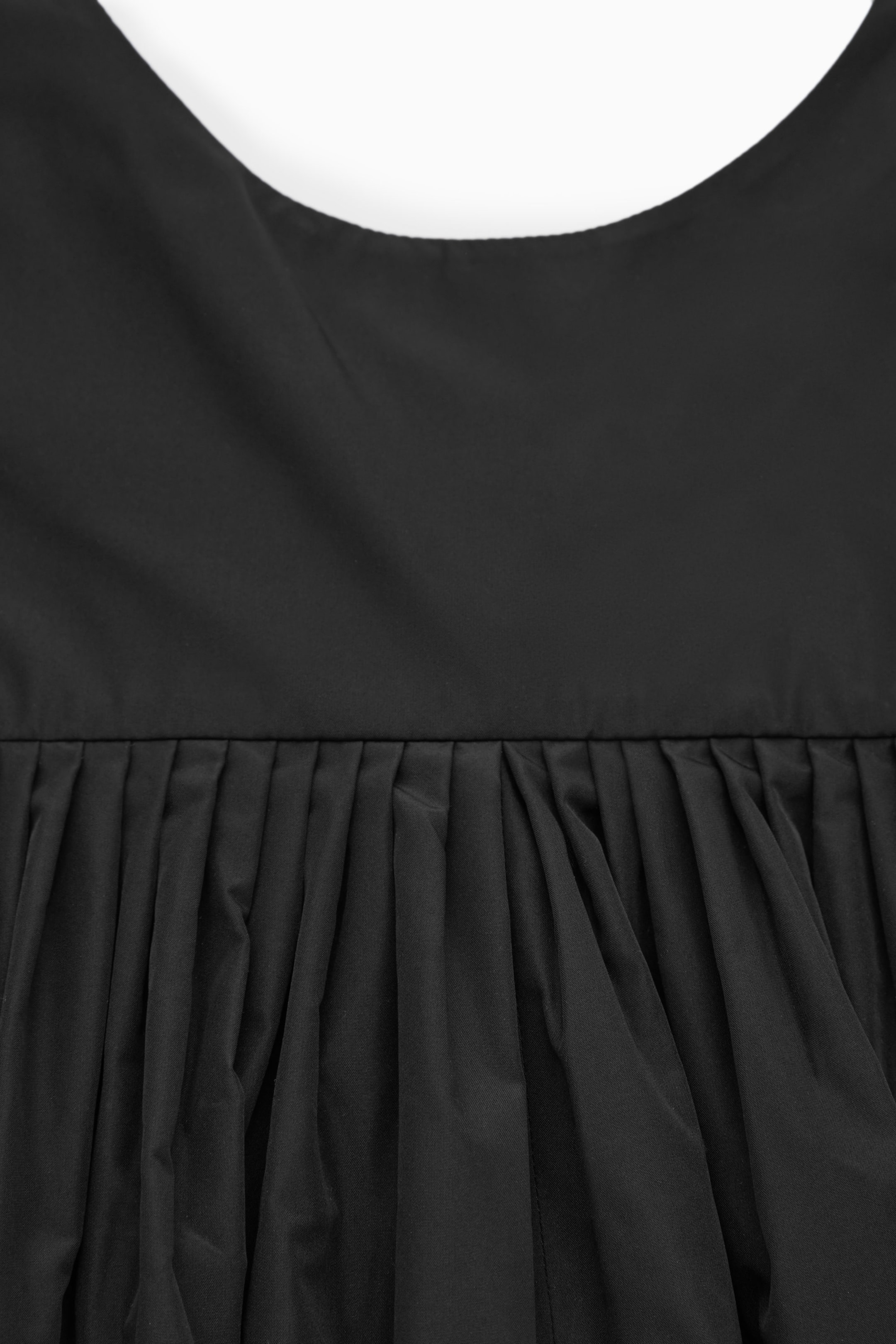 StillMedia/DescriptiveDetail